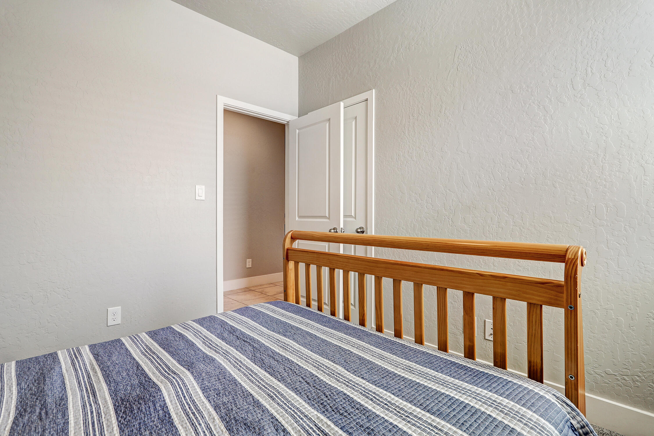 Photo 18 — 7713 Majesty Court NW