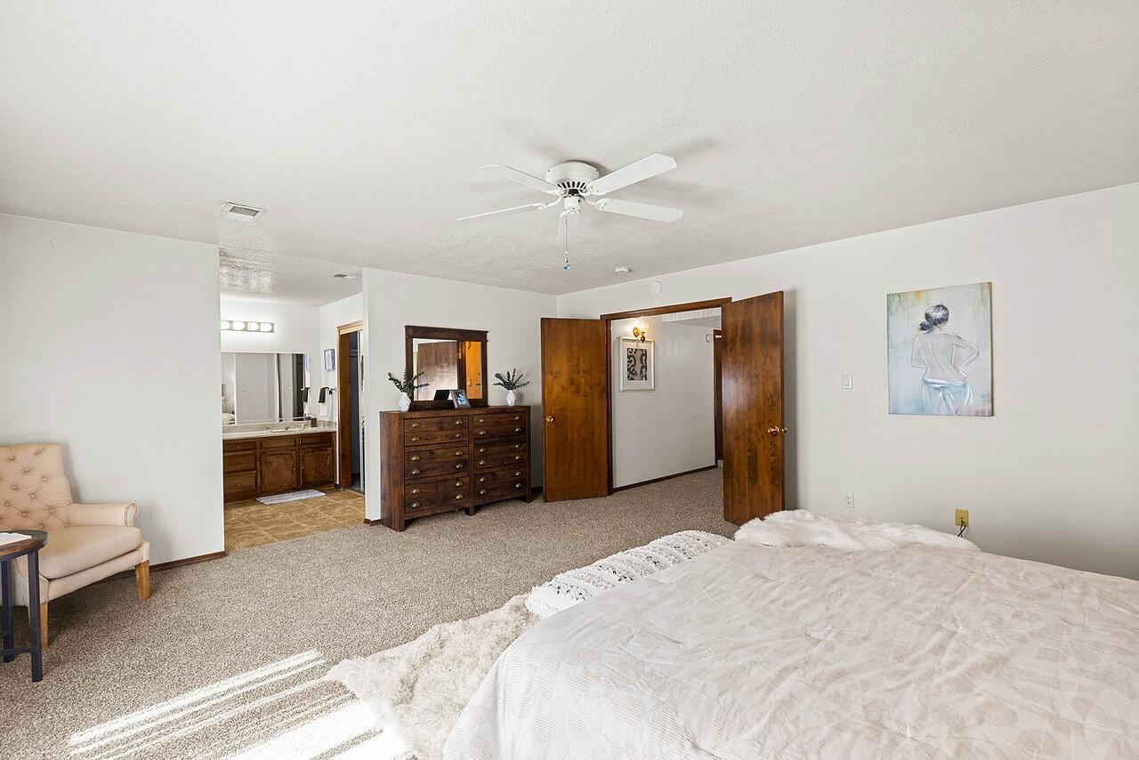 Photo 4 — 4112 Blue Ridge Place NE
