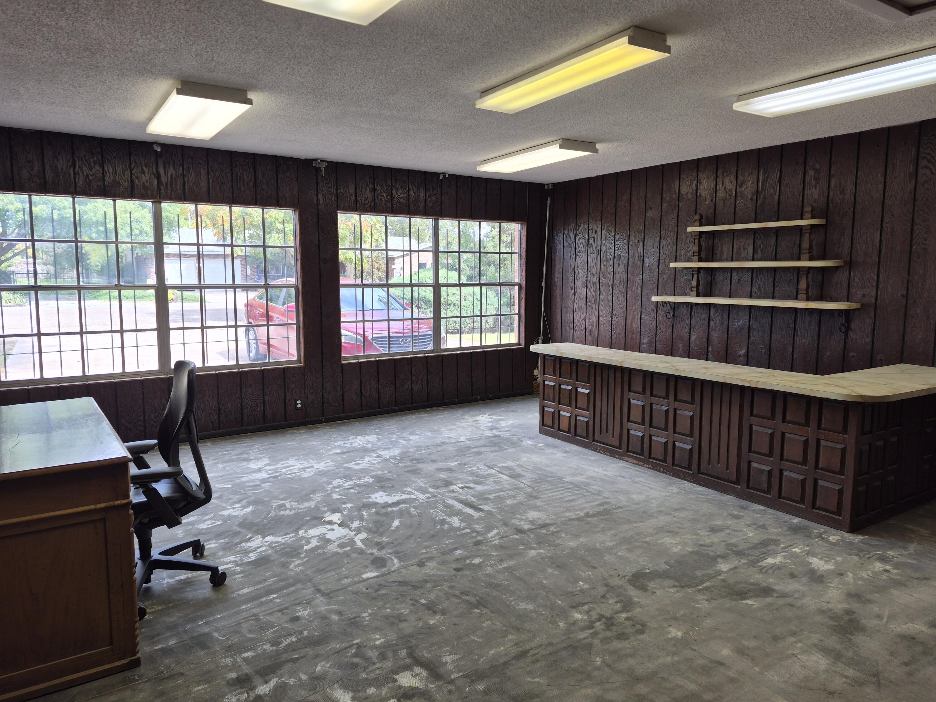 Photo 3 — 1020 Stuart Road NW