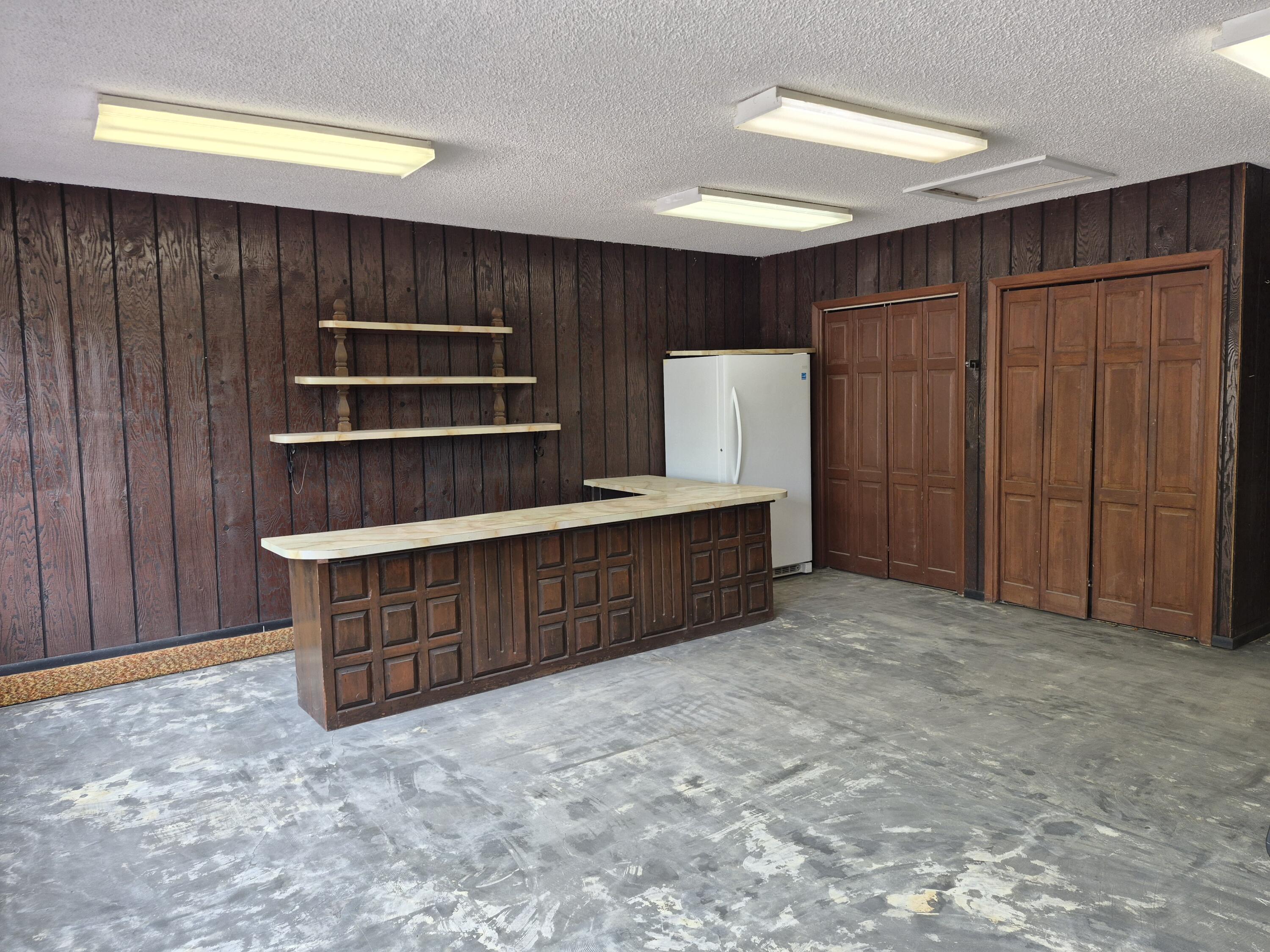Photo 5 — 1020 Stuart Road NW