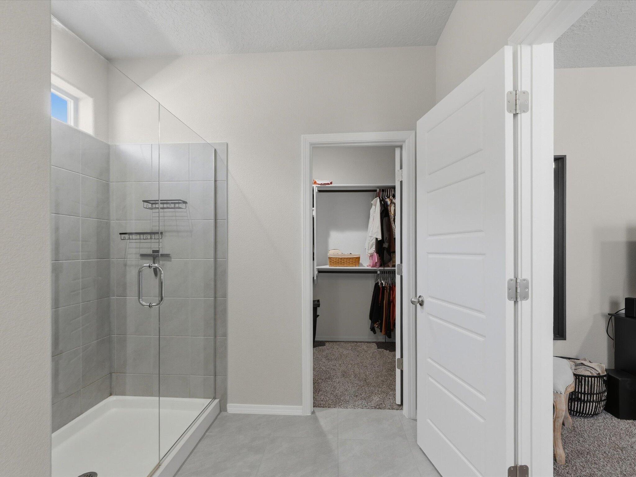 Photo 9 — 3179 Kunzita Street SE
