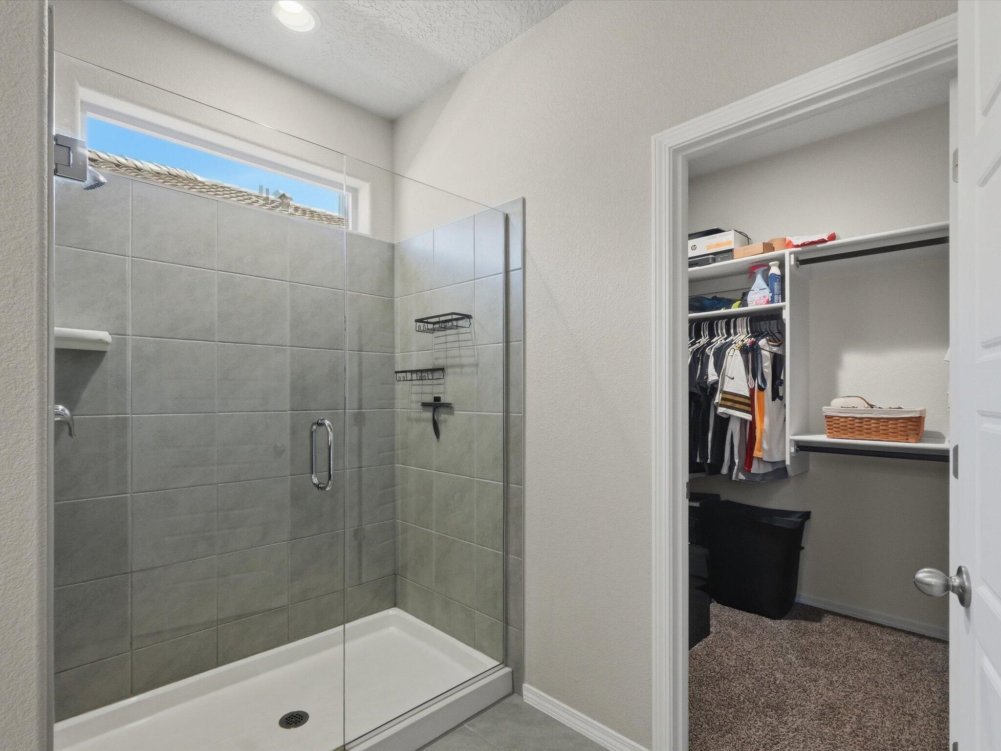 Photo 10 — 3179 Kunzita Street SE
