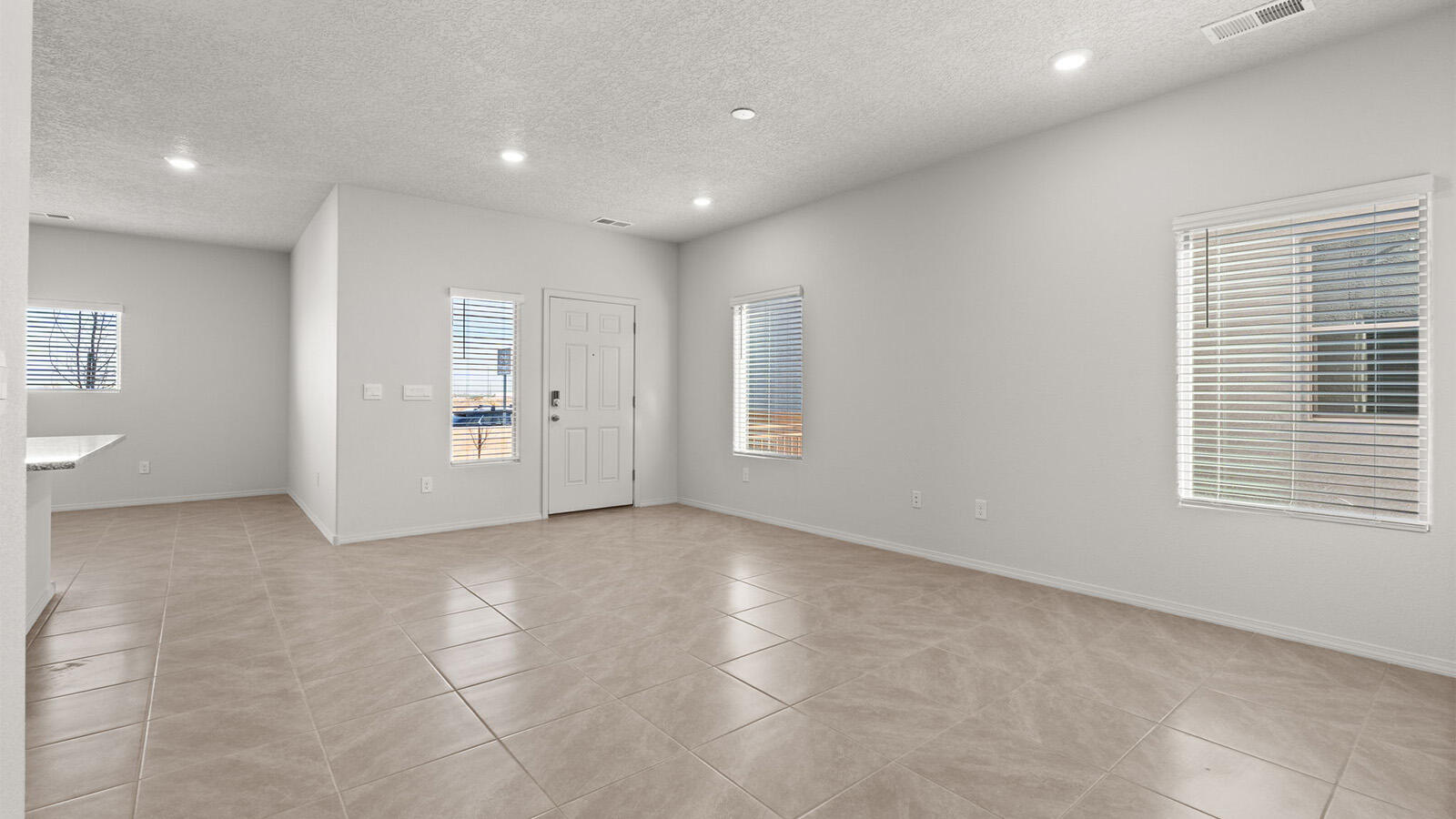 Photo 19 — 6018 Gilpin Drive SE