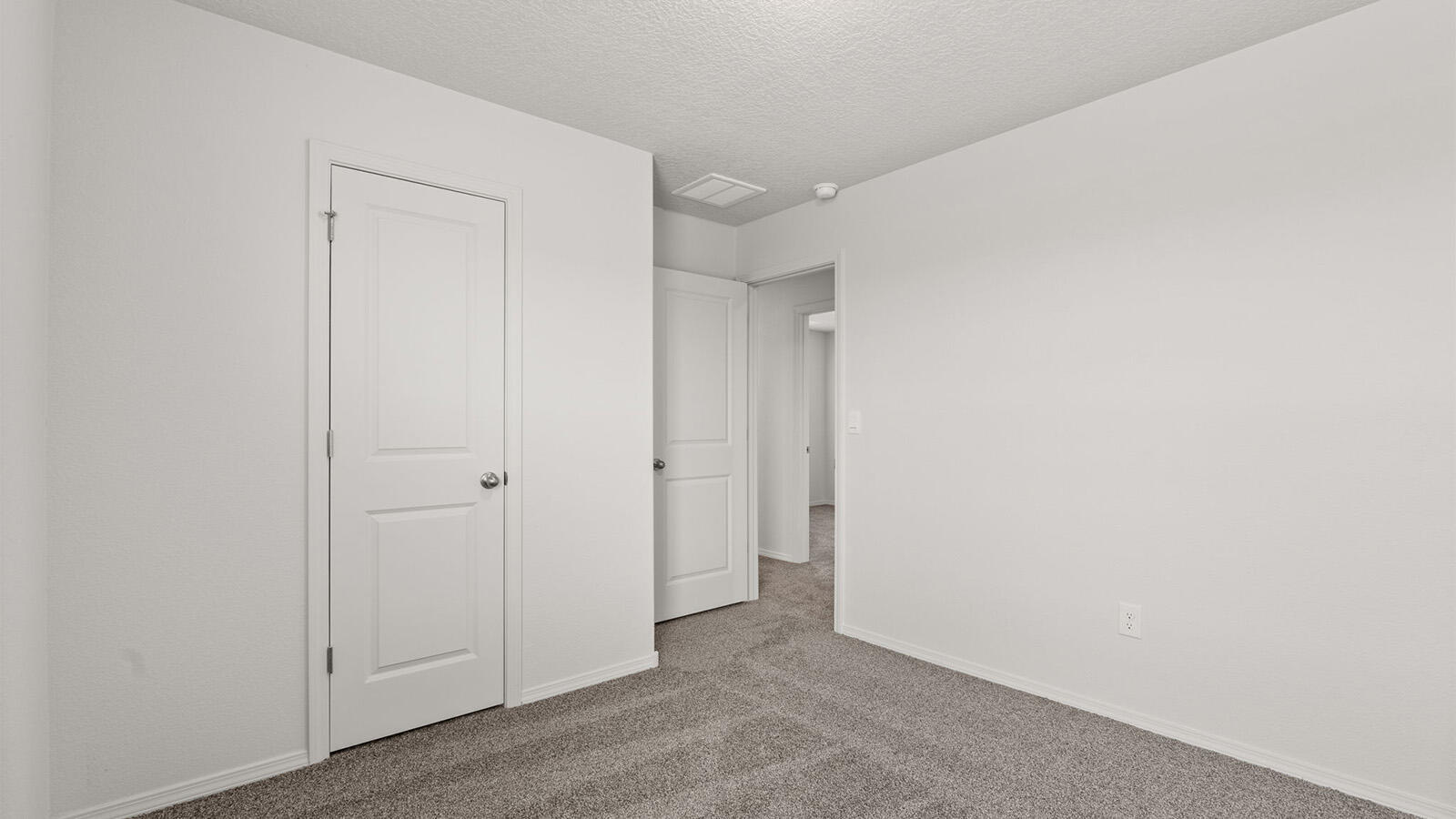 Photo 17 — 6018 Gilpin Drive SE