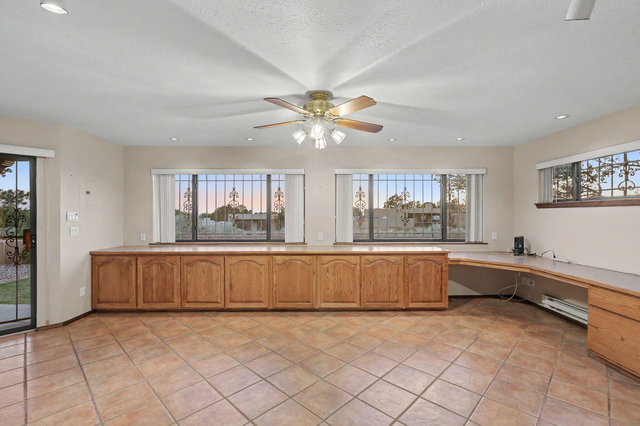 Photo 14 — 1131 Marigold Drive NE
