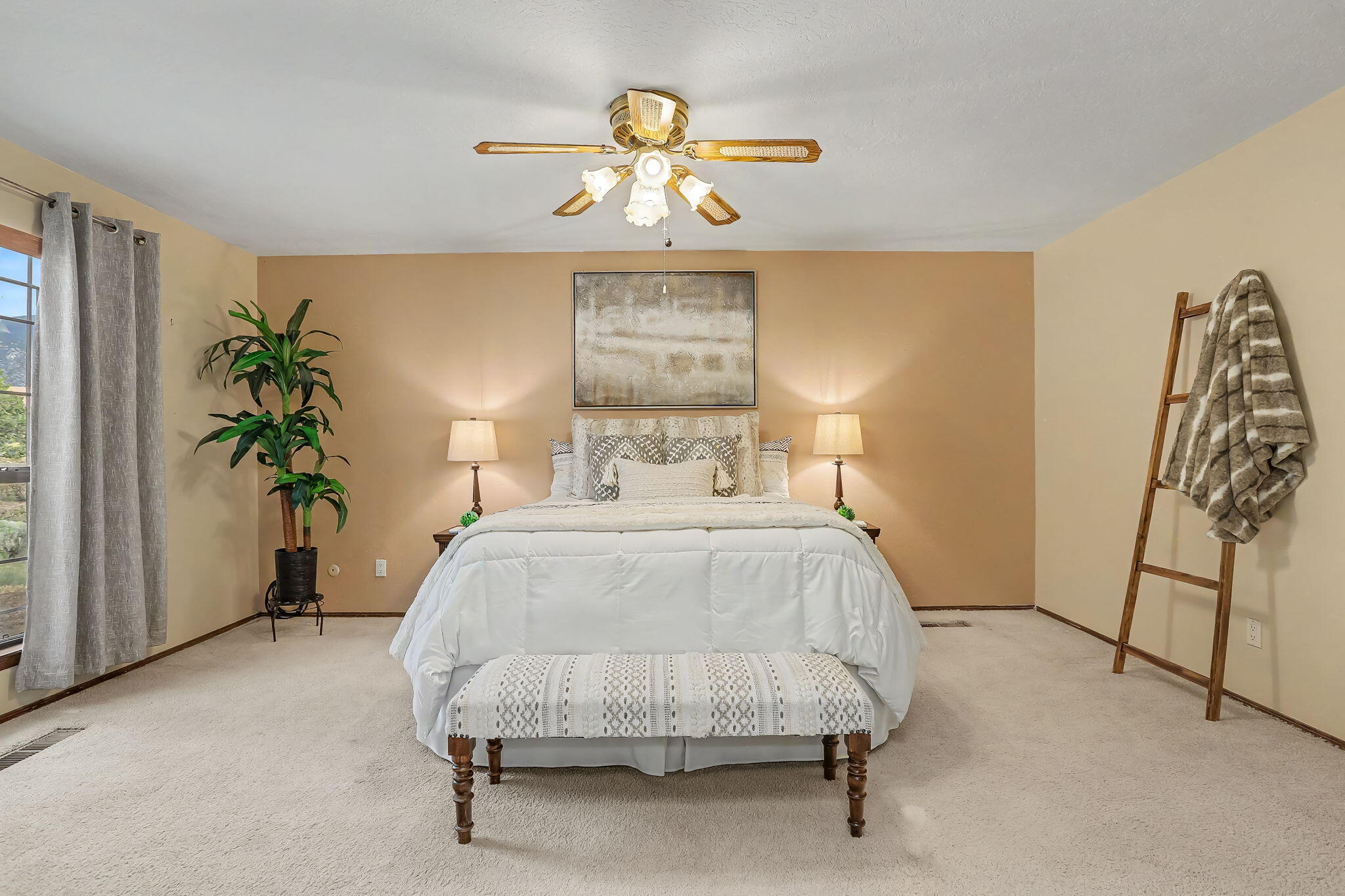 Photo 9 — 1131 Marigold Drive NE