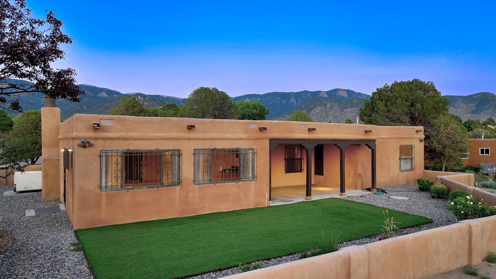 Photo 7 — 1131 Marigold Drive NE