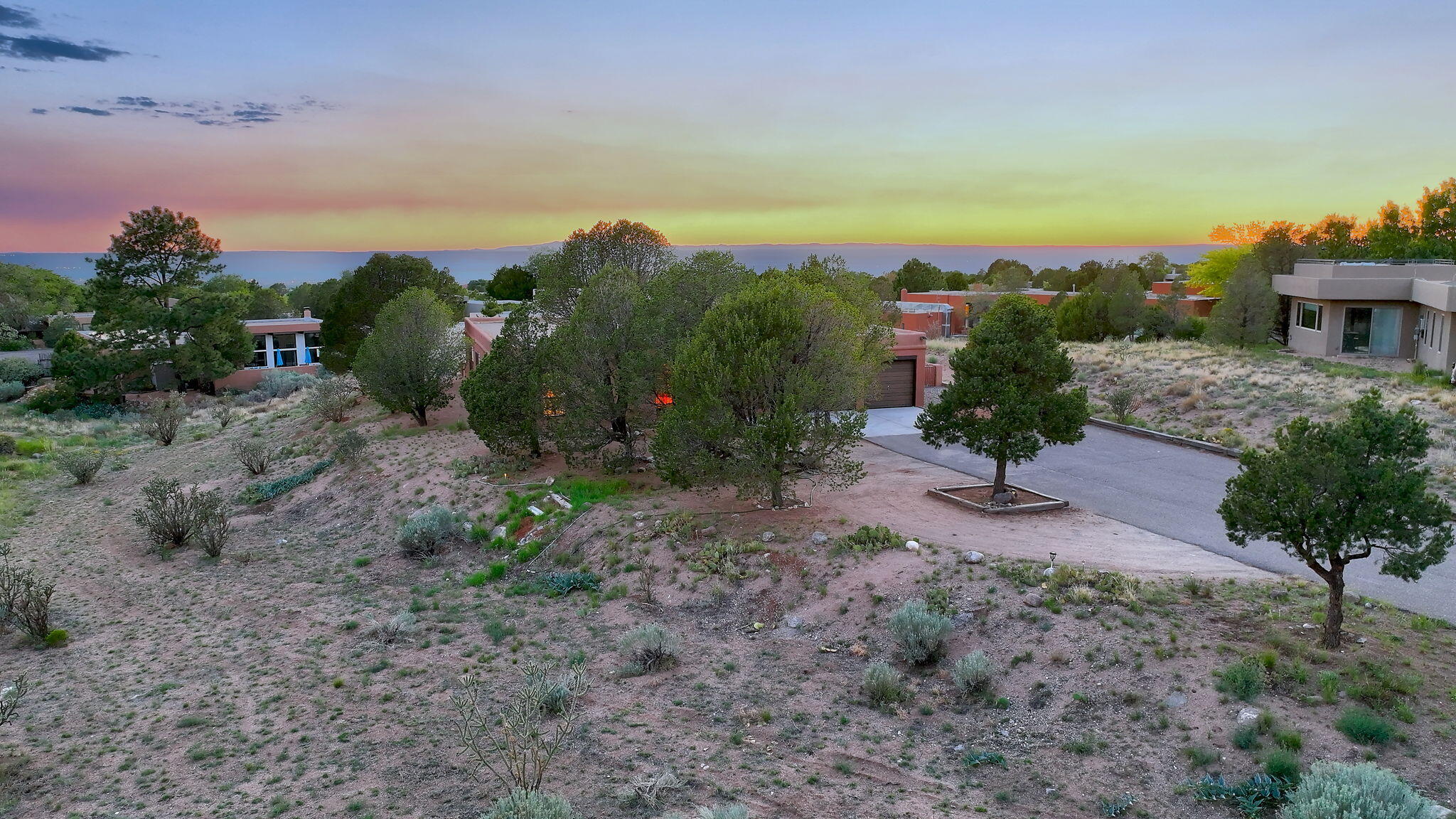 Photo 2 — 1131 Marigold Drive NE