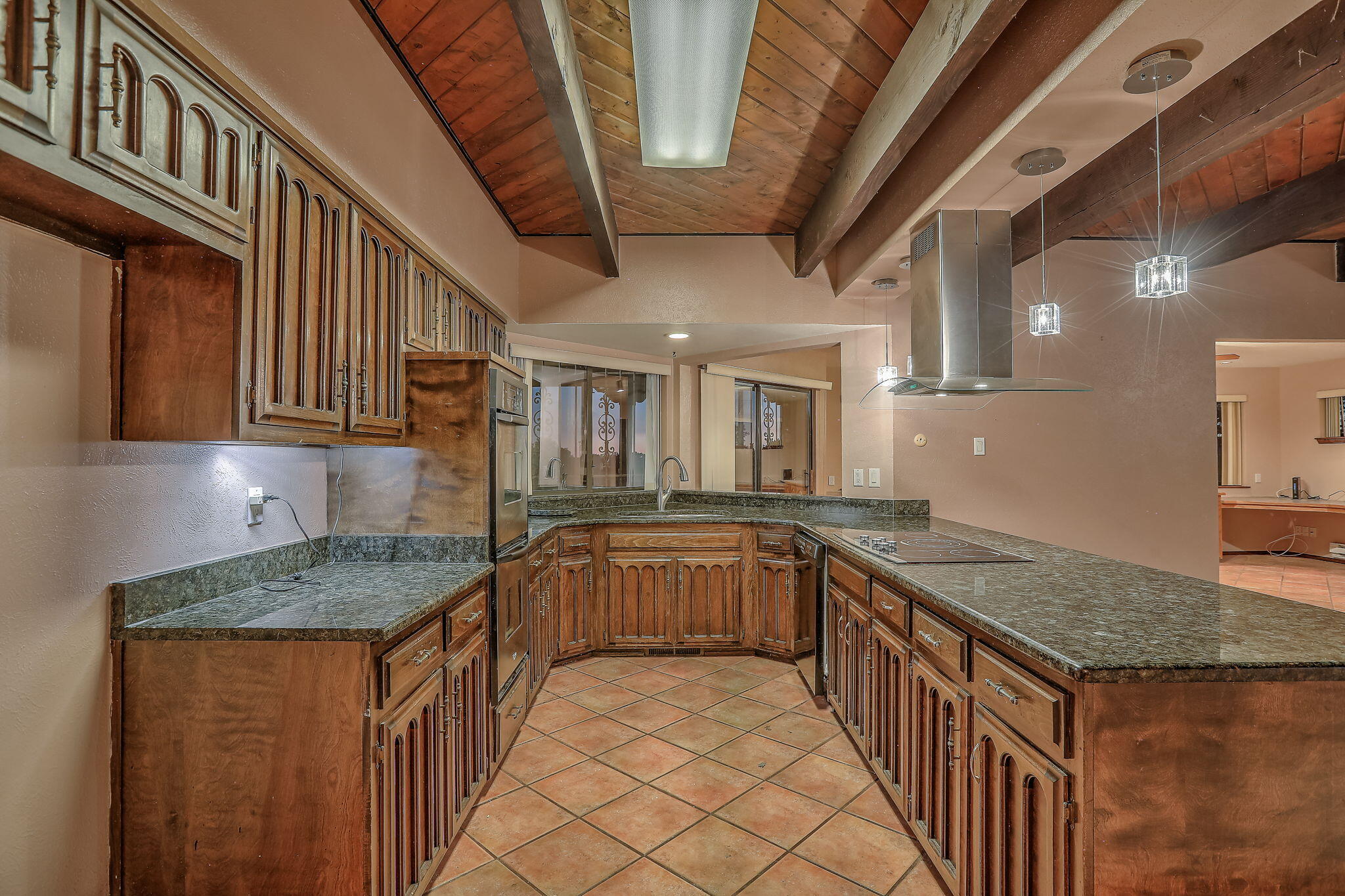 Photo 7 — 1131 Marigold Drive NE