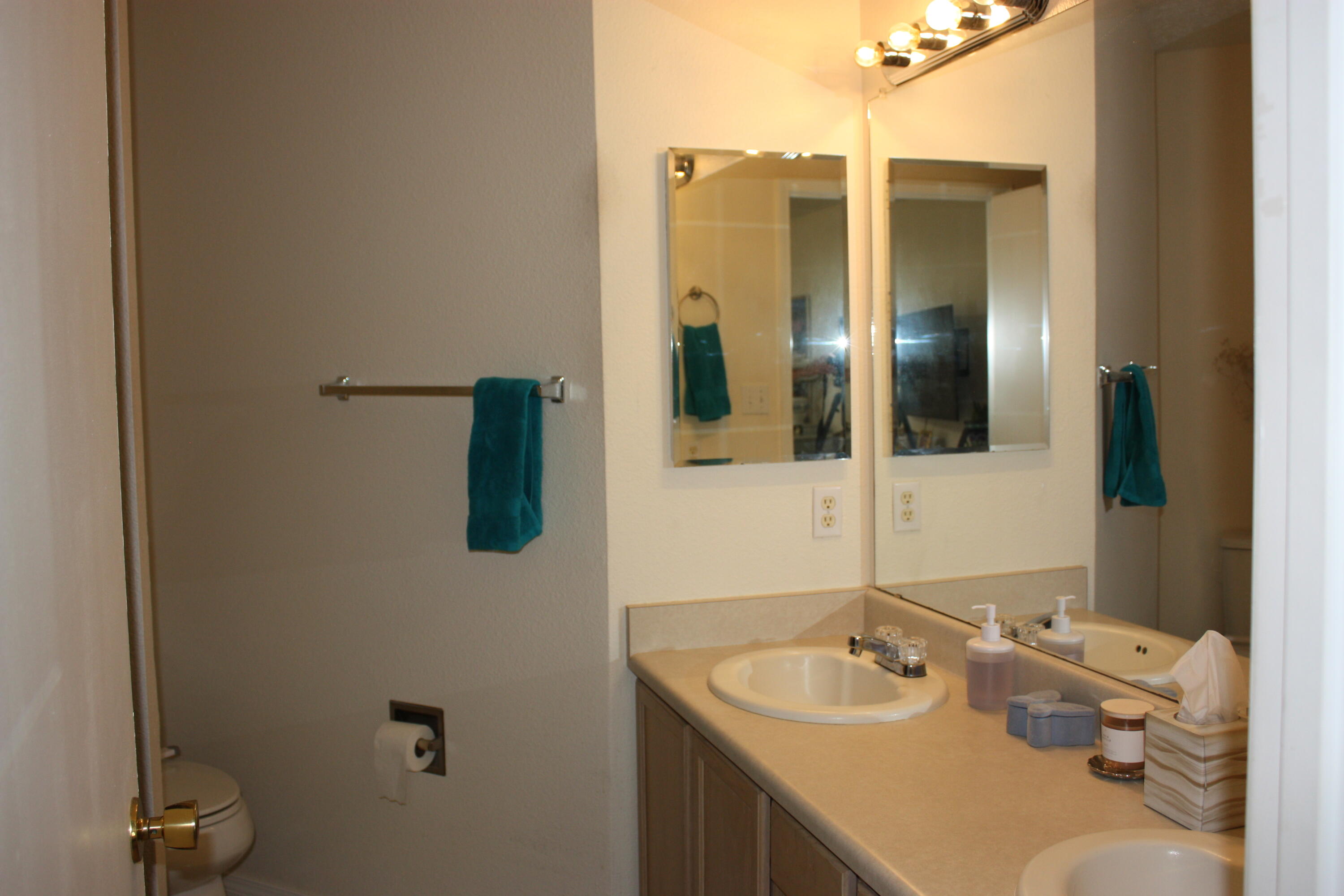 Photo 20 — 473 Cimarron Meadows Court NE