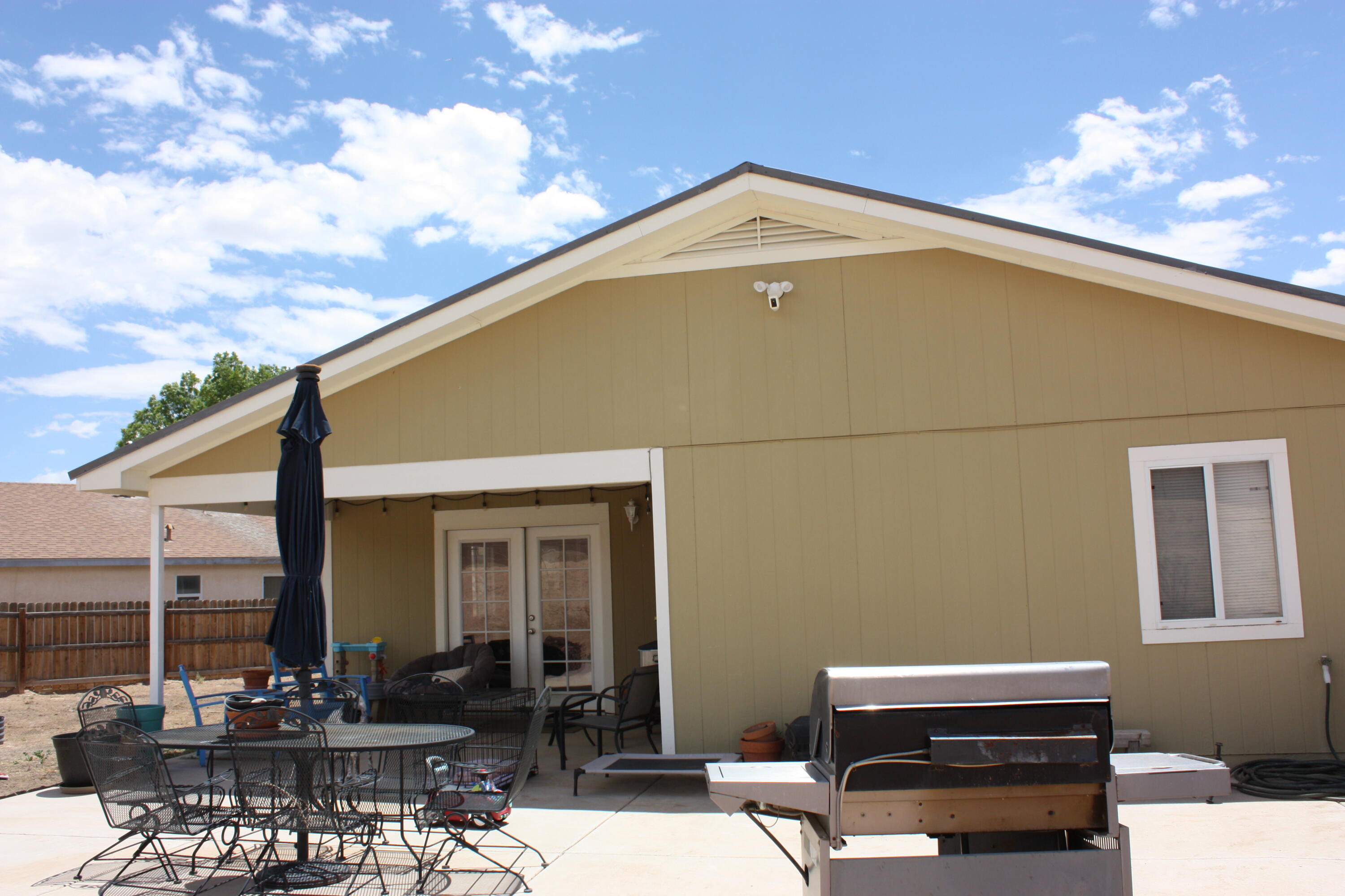 Photo 3 — 473 Cimarron Meadows Court NE
