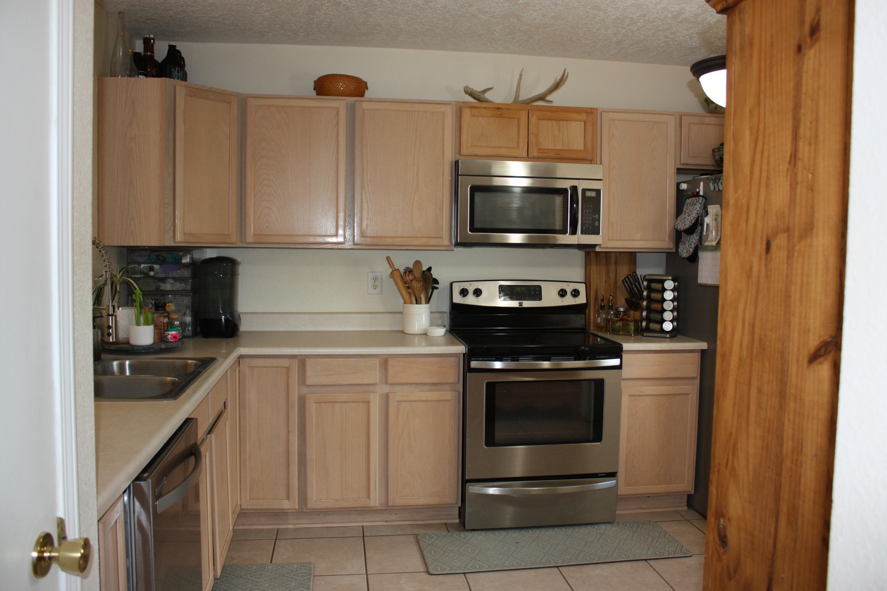 Photo 9 — 473 Cimarron Meadows Court NE