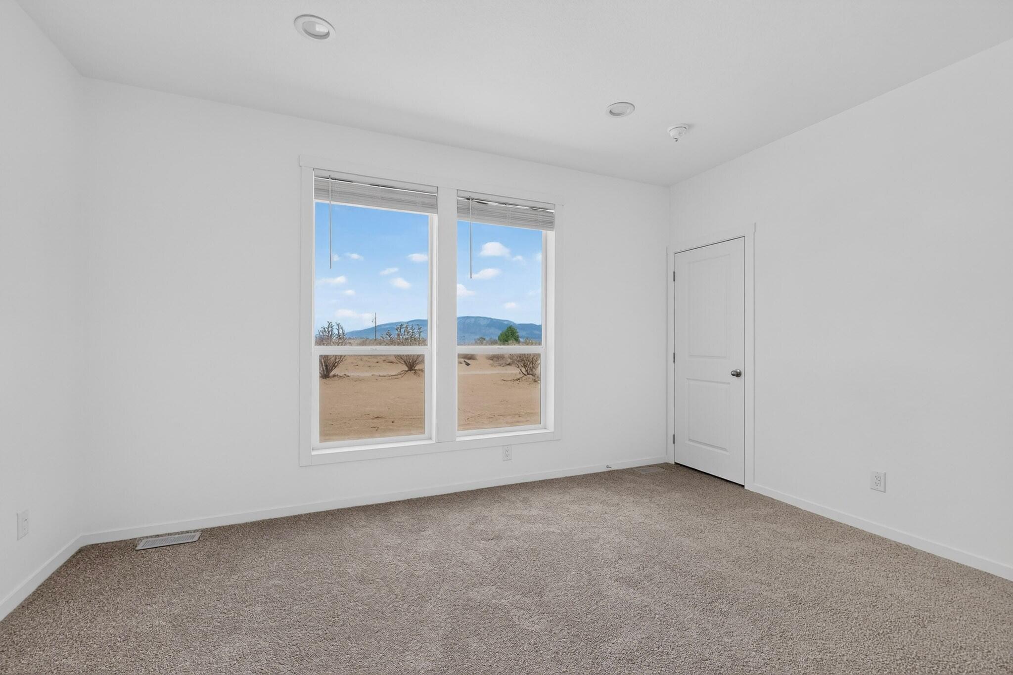 Photo 7 — 1401 11th Street SW