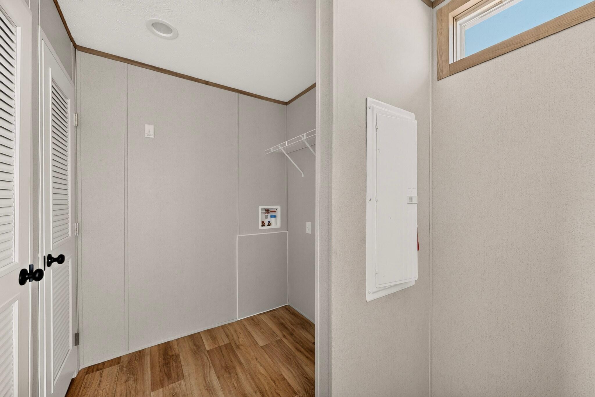 Photo 6 — 1309 11th Street SW
