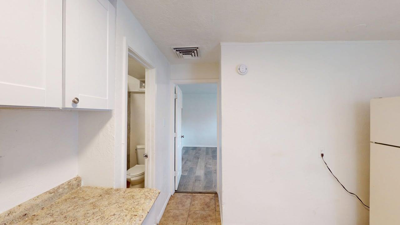 Photo 11 — 6720 Cochiti Road SE