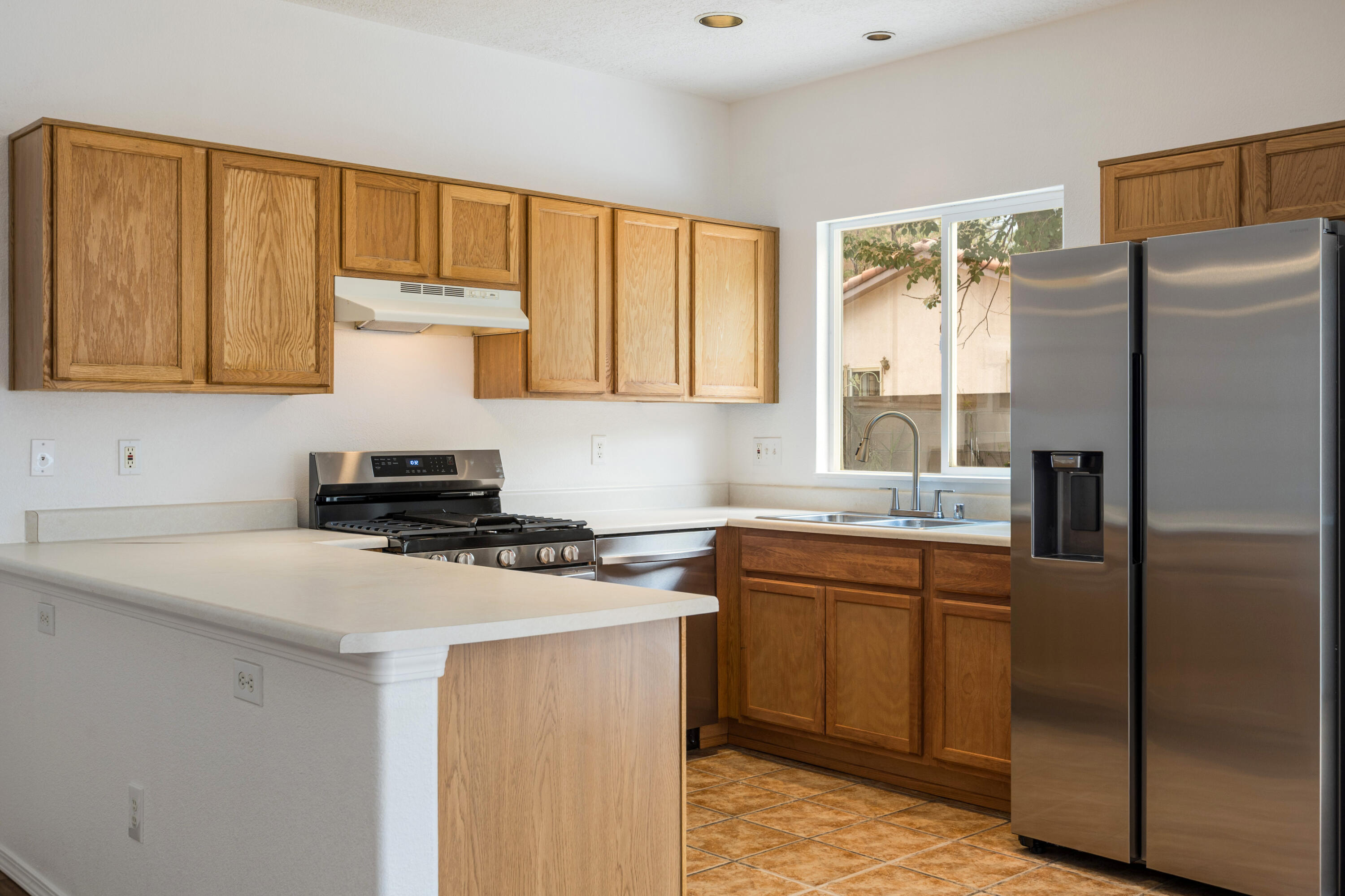 Photo 8 — 7524 Cricket Hill Drive NE