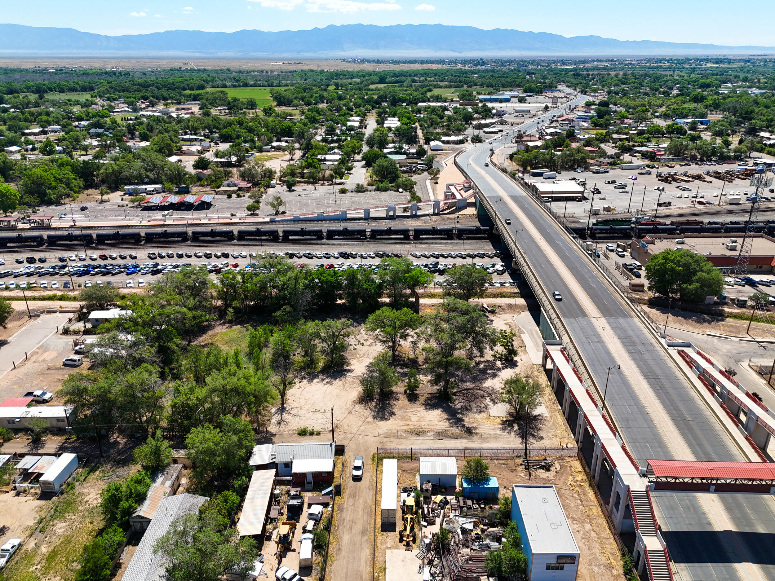 Photo 3 — 100 & 112 W Reinken Avenue