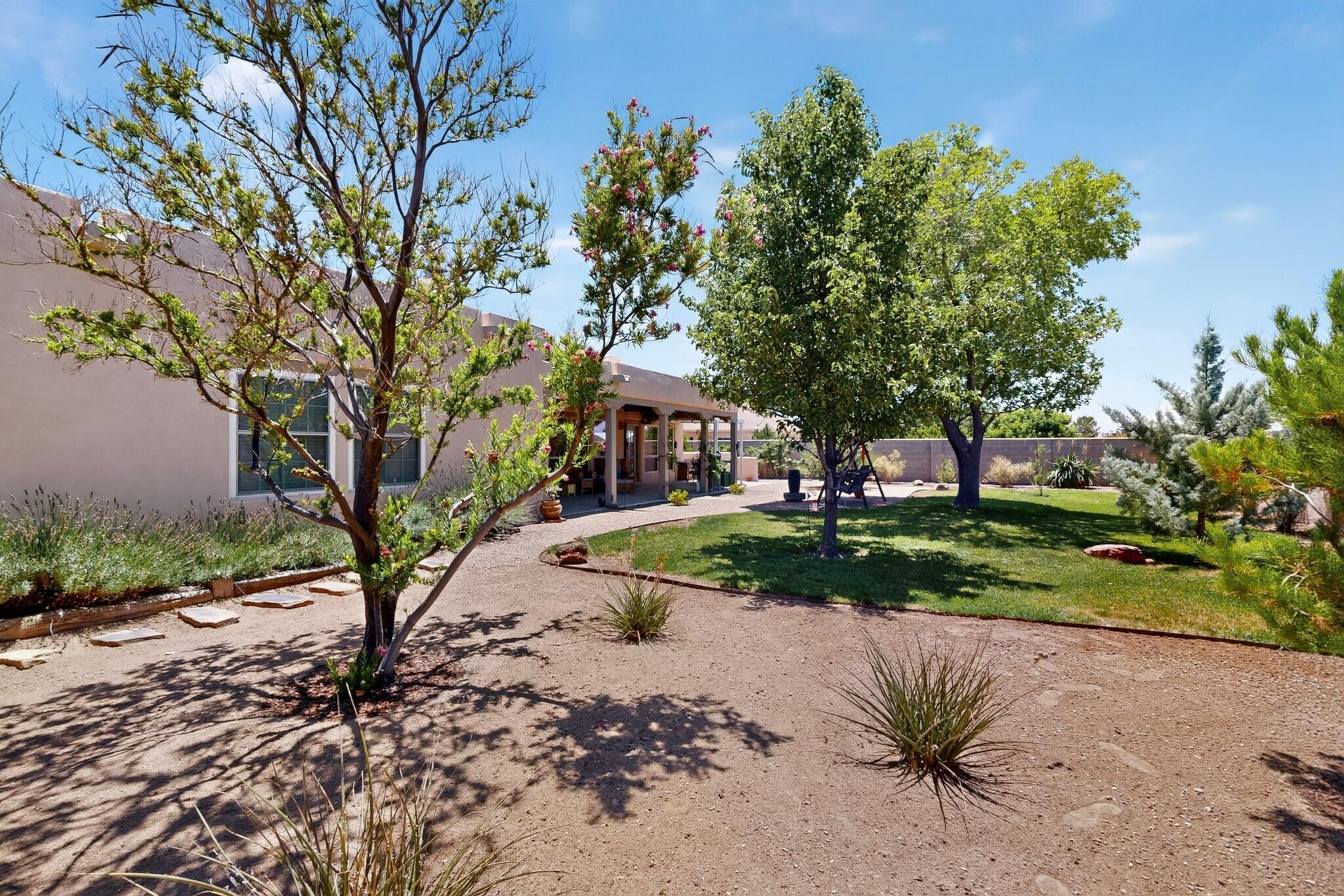 Photo 5 — 1425 Crestview Drive SW