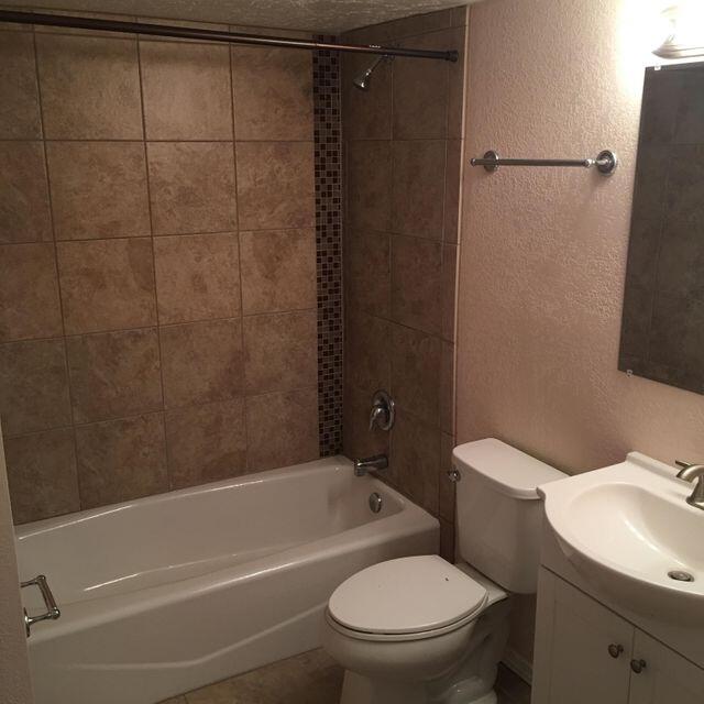 Photo 4 — 1808 Buena Vista Drive SE 2