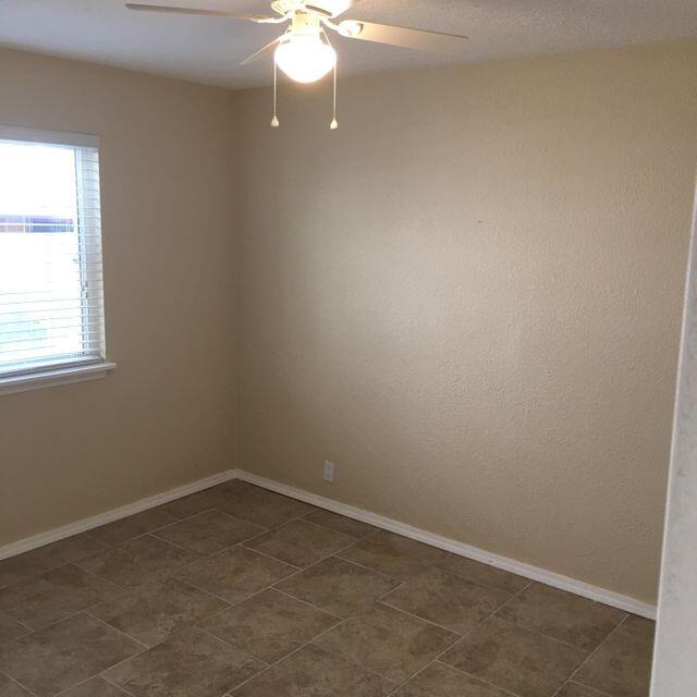 Photo 14 — 1808 Buena Vista Drive SE 2