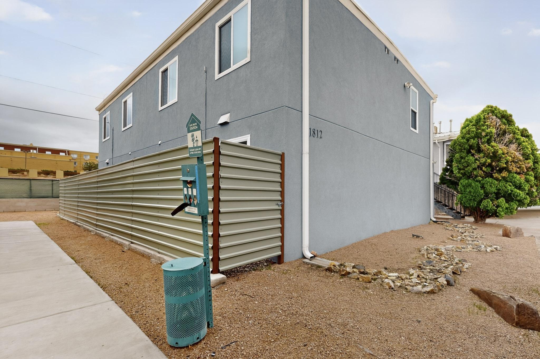 Photo 7 — 1812 Buena Vista Drive SE 4