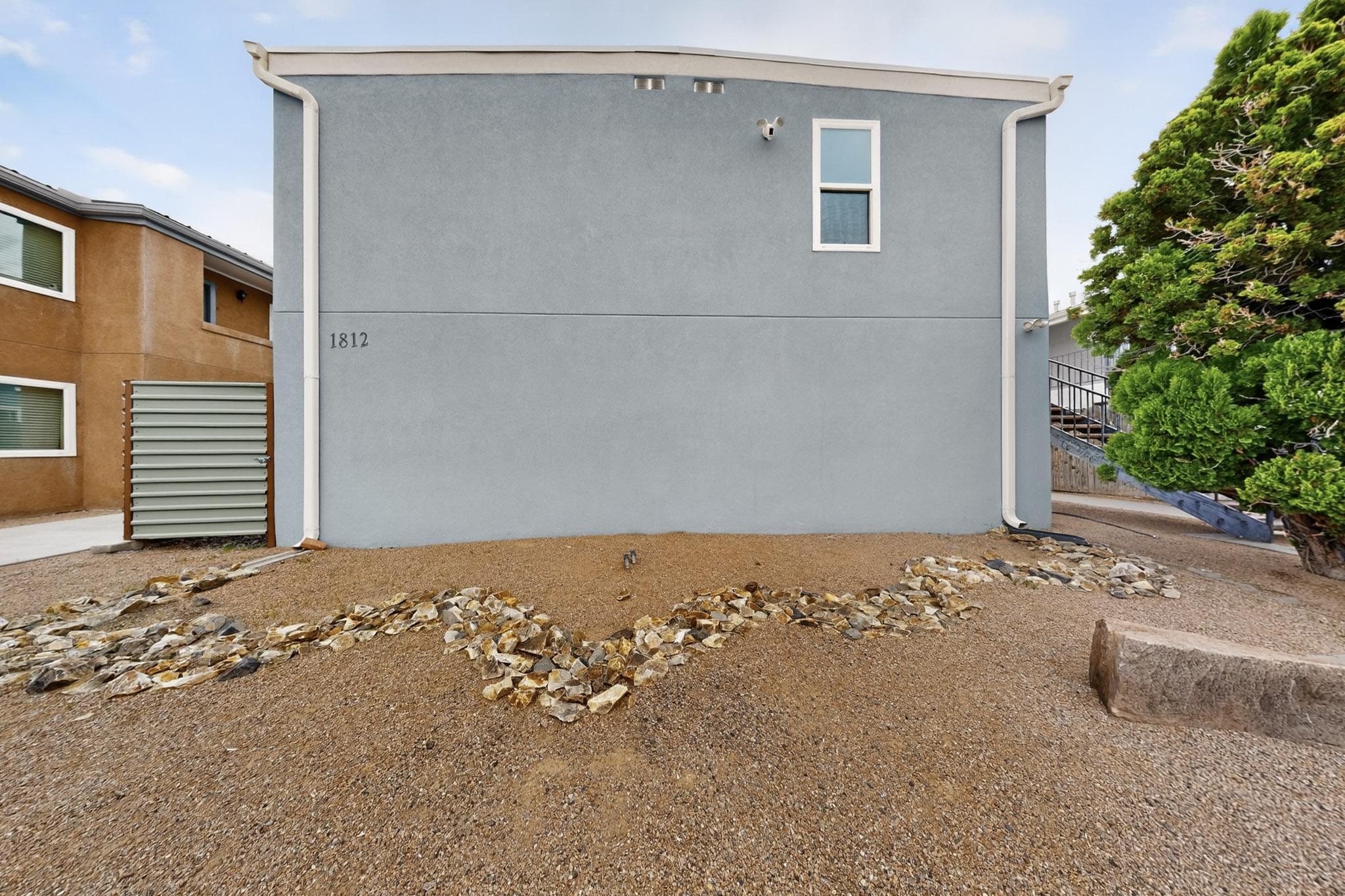 Photo 10 — 1812 Buena Vista Drive SE 4