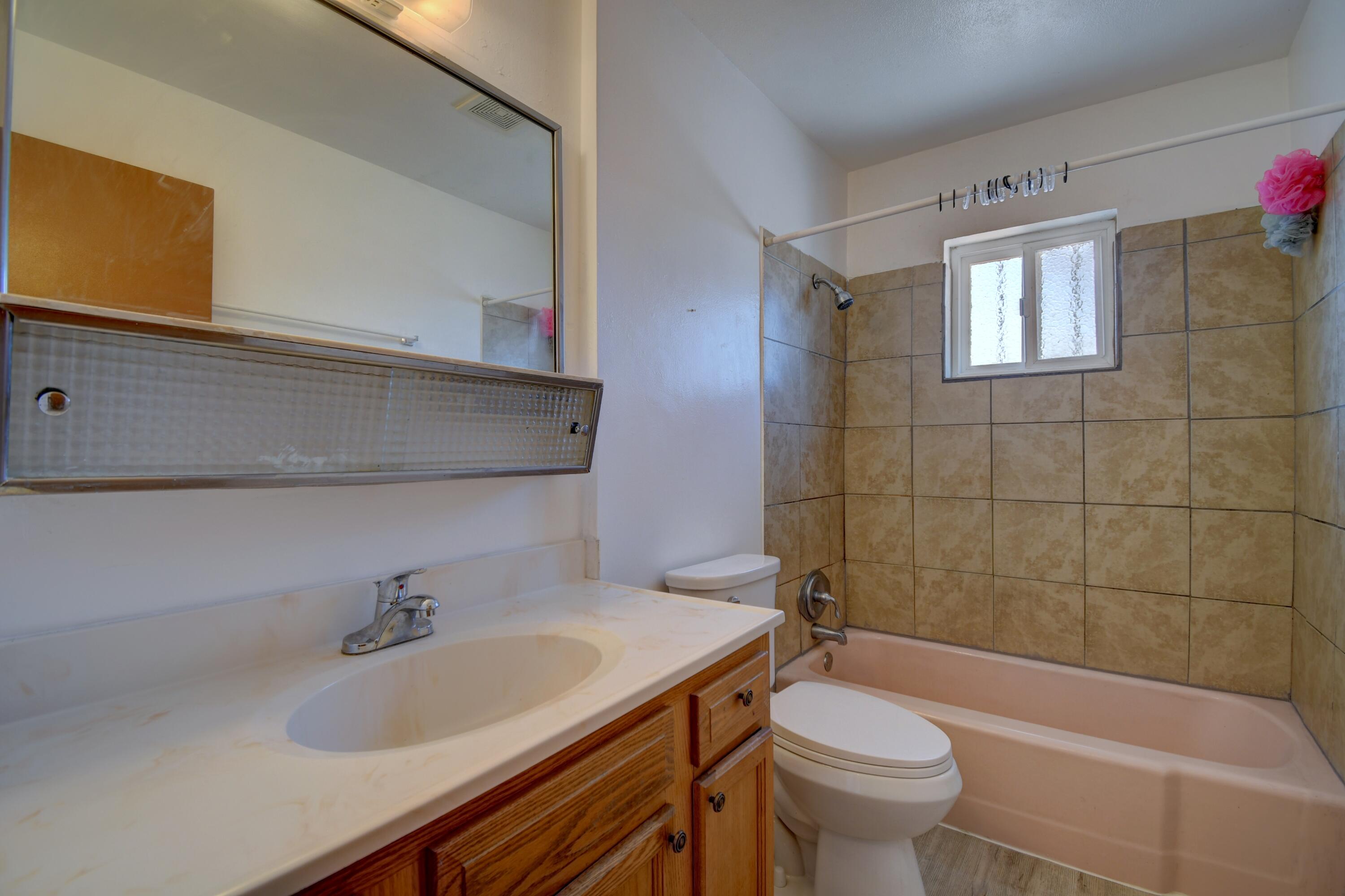 Photo 14 — 3513 Crest Avenue SE