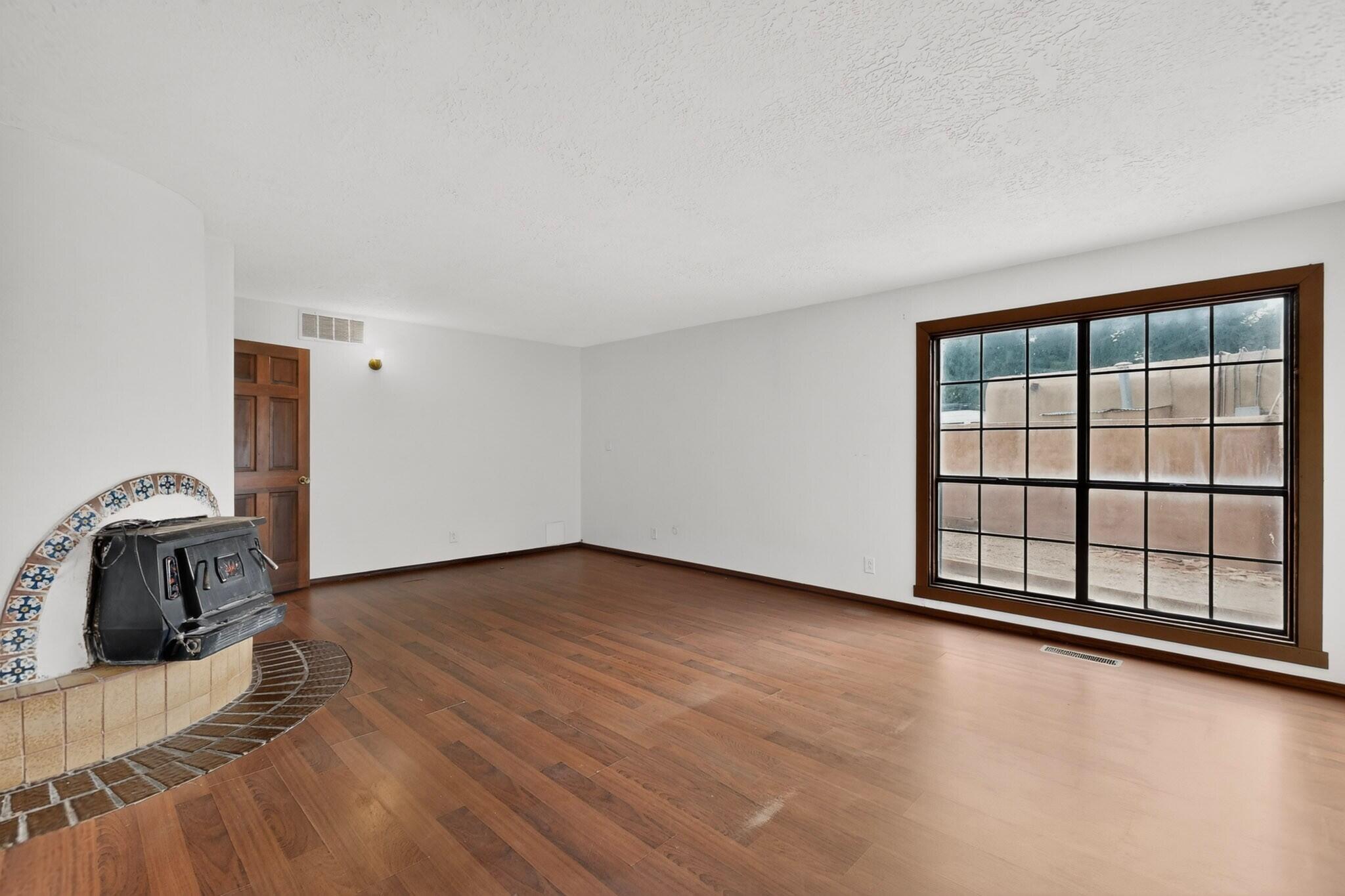 Photo 17 — 3300 La Mancha Drive NW