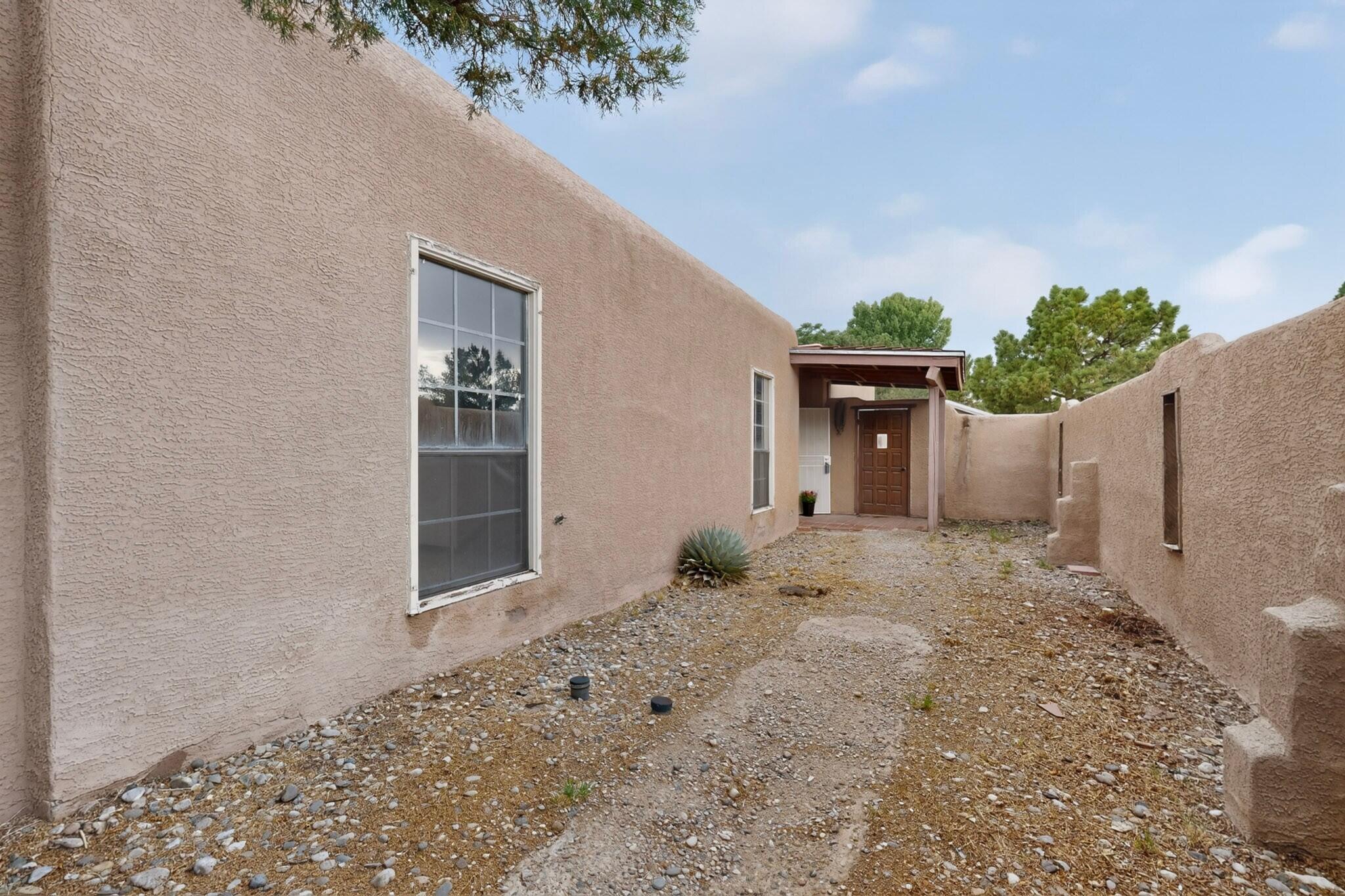 Photo 6 — 3300 La Mancha Drive NW