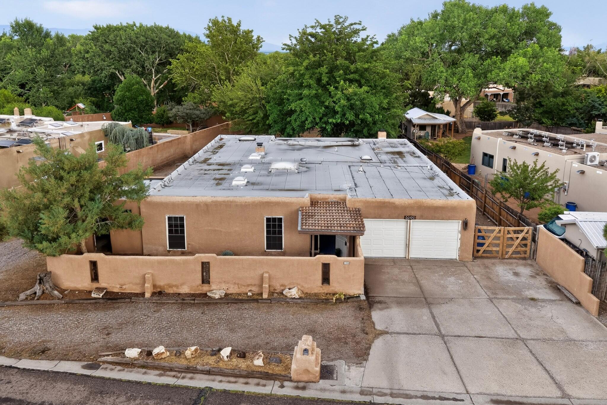 Photo 9 — 3300 La Mancha Drive NW