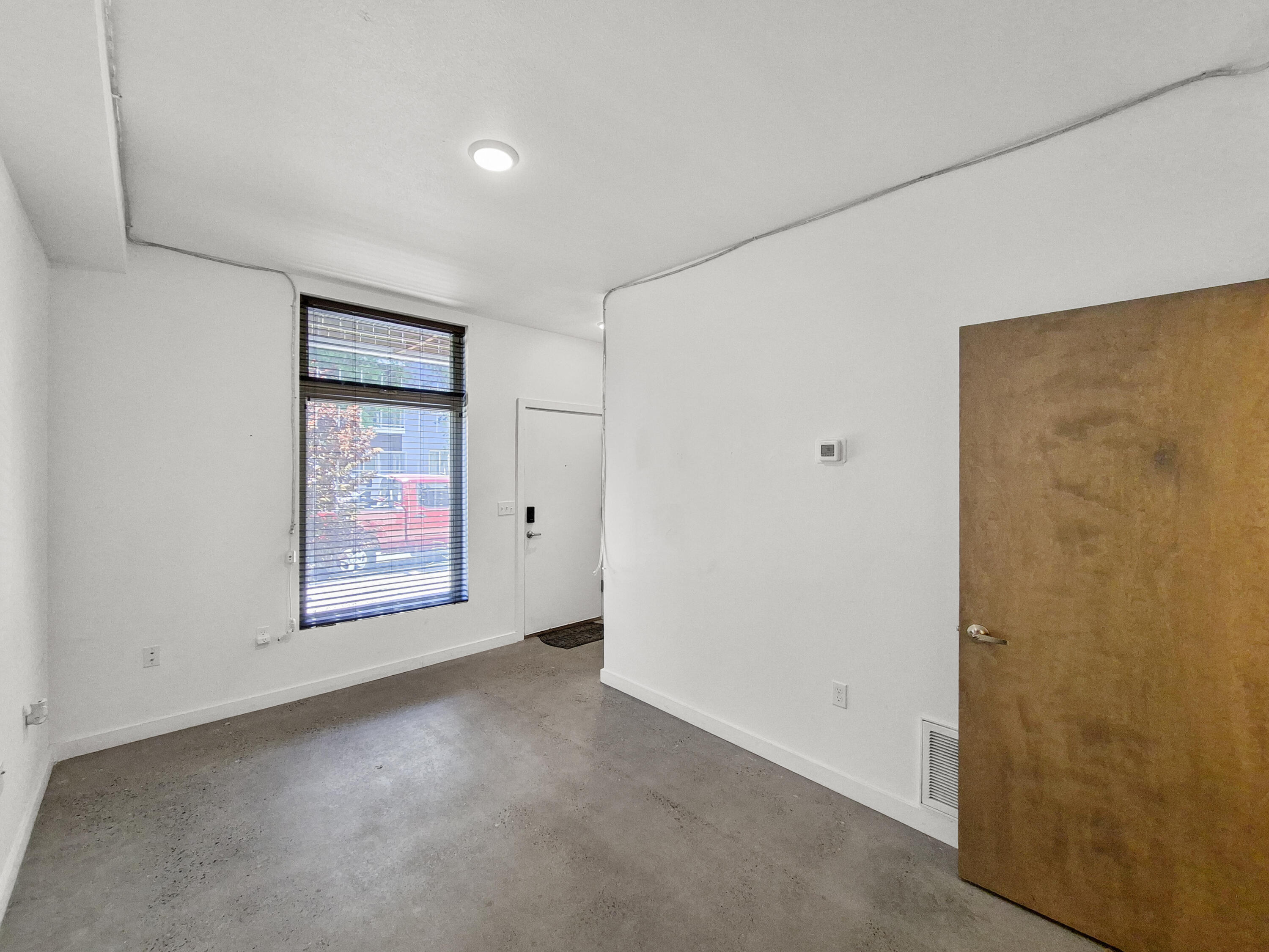 Photo 9 — 304 Titanium Street SW
