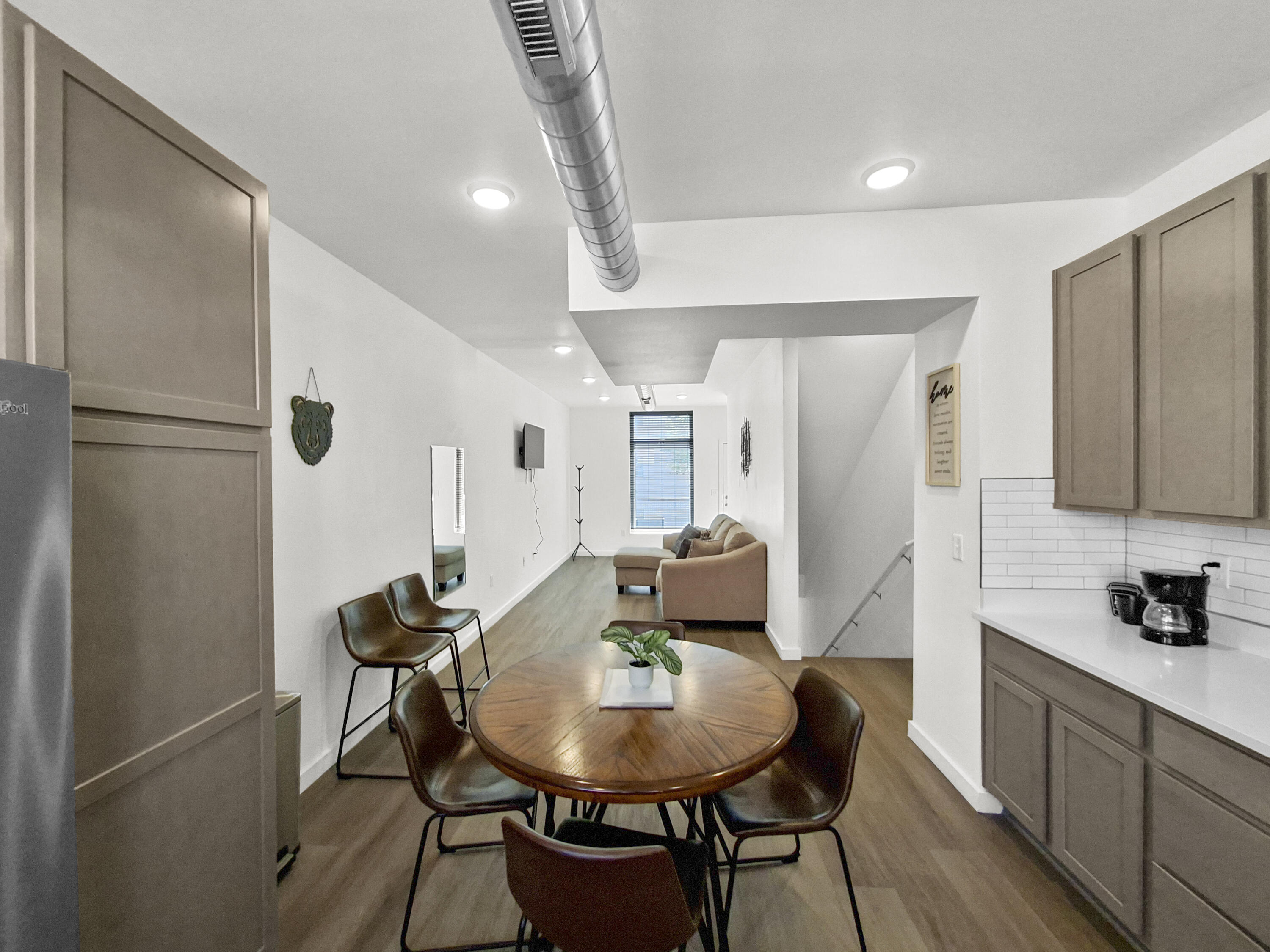 Photo 14 — 304 Titanium Street SW