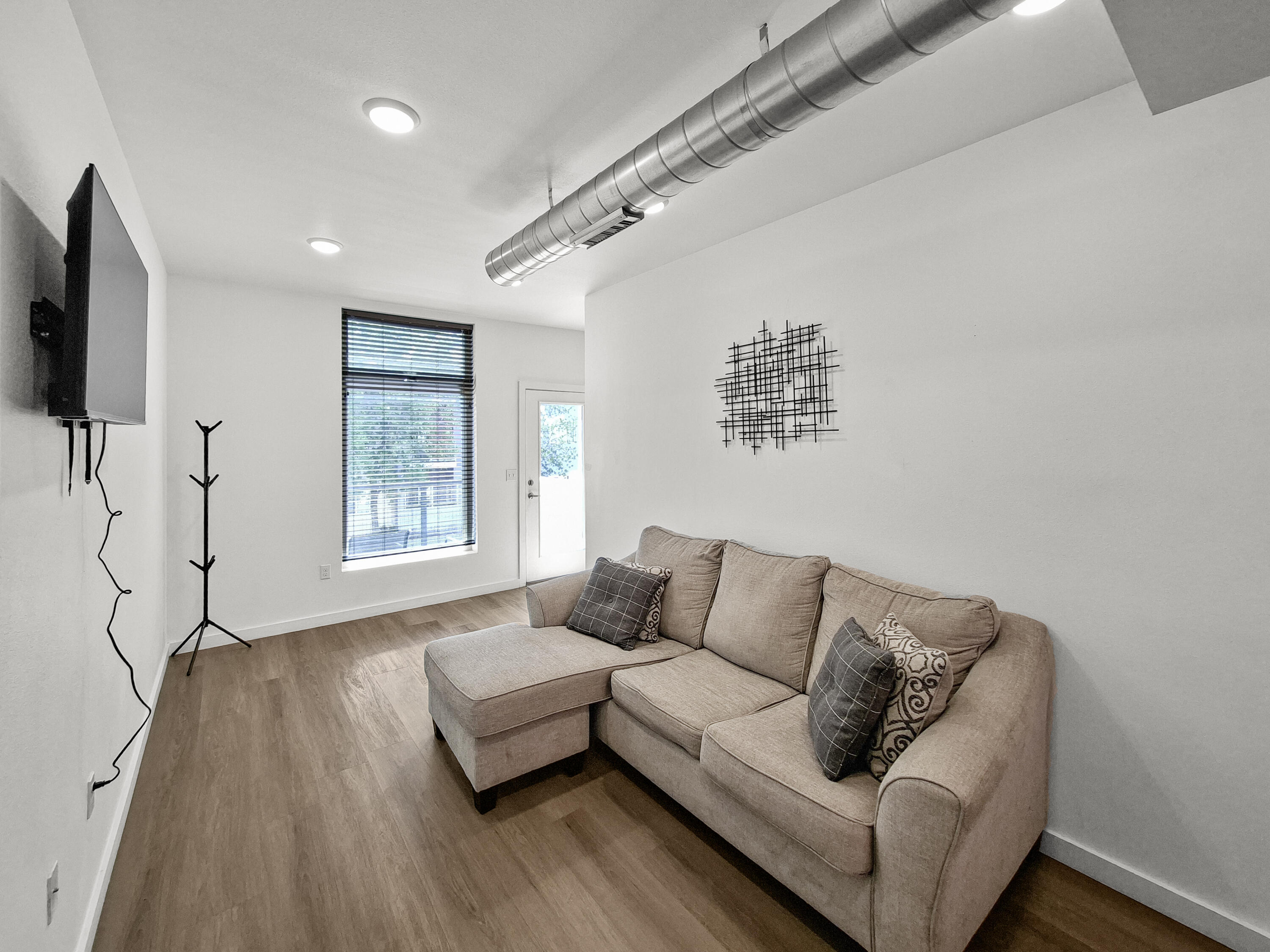 Photo 16 — 304 Titanium Street SW