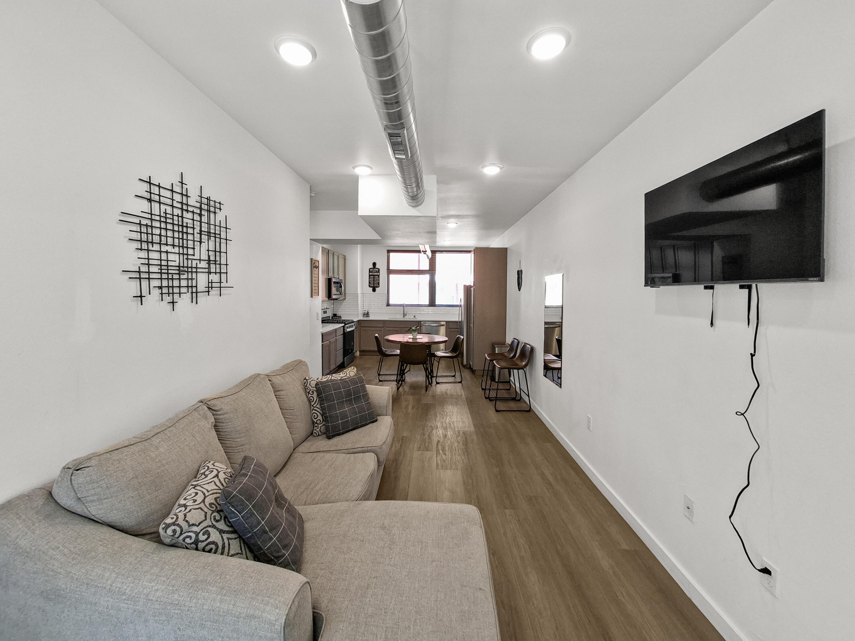 Photo 17 — 304 Titanium Street SW