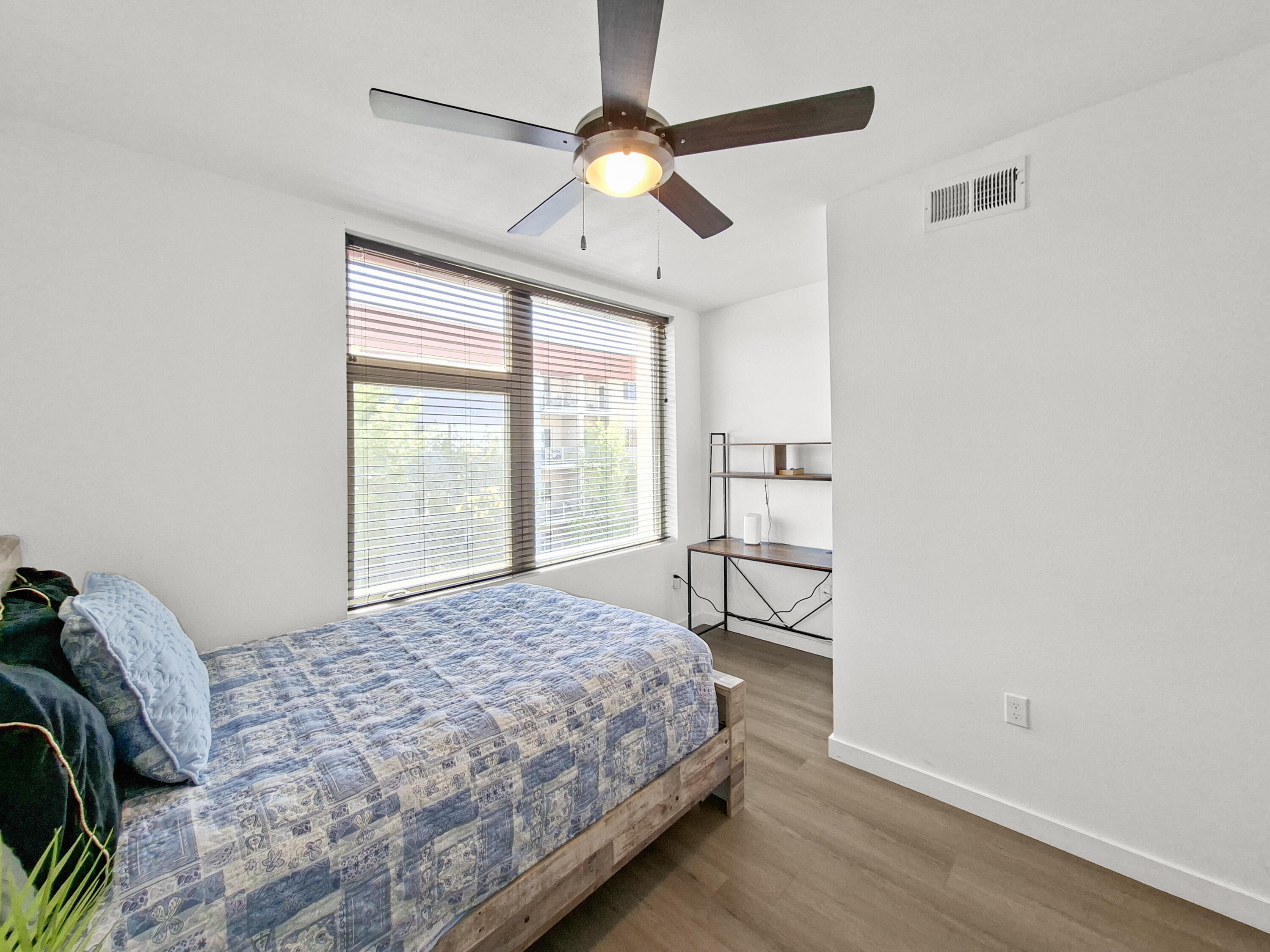 Photo 7 — 304 Titanium Street SW