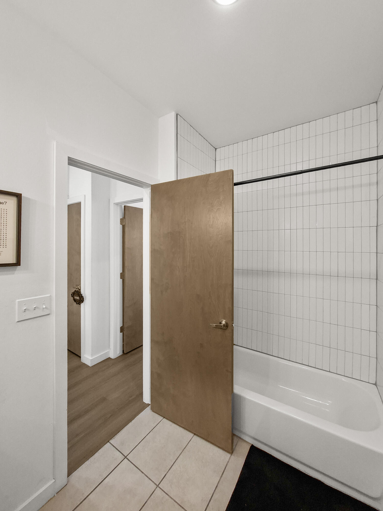 Photo 5 — 304 Titanium Street SW