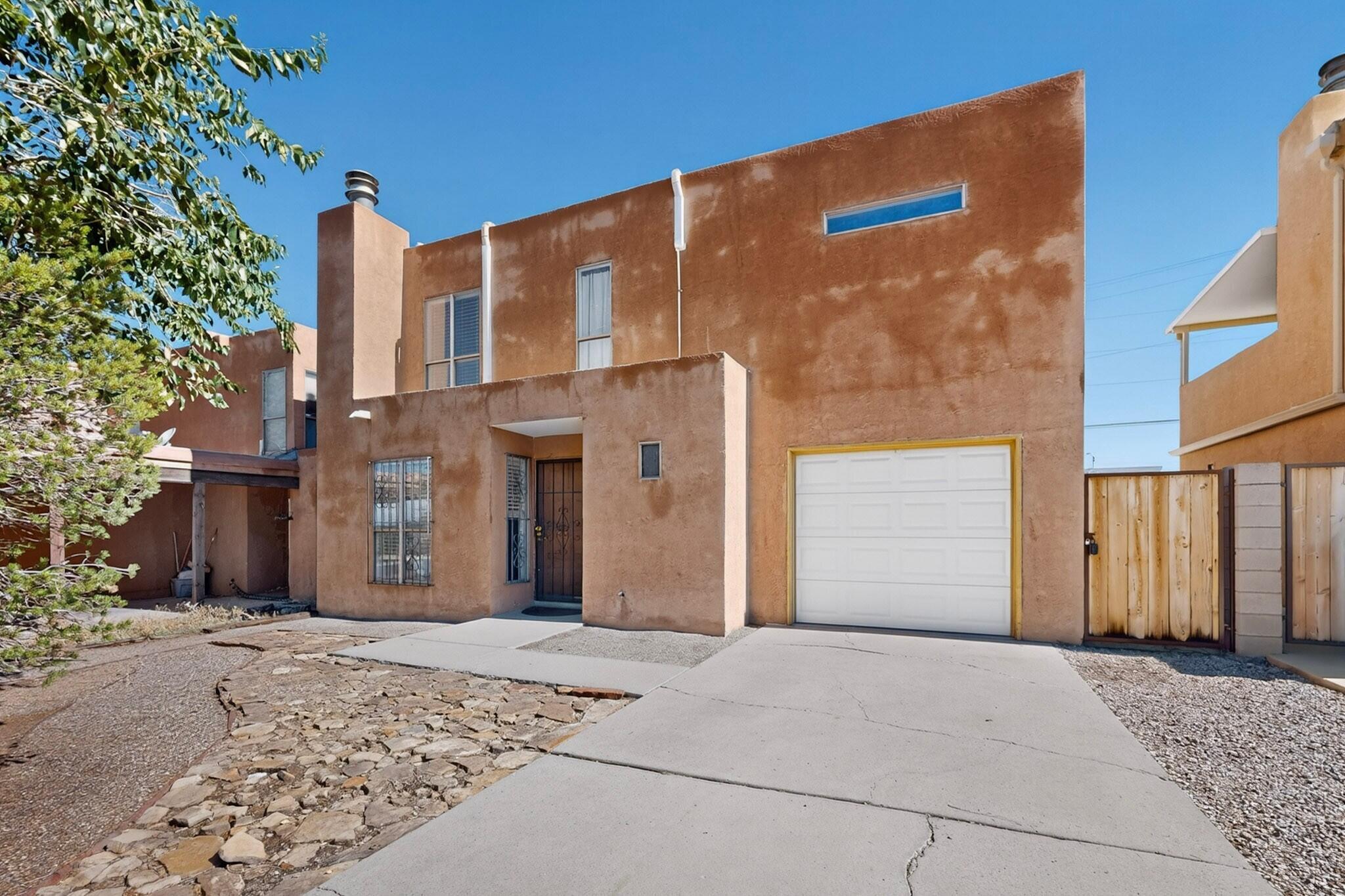 Photo 3 — 9007 Hendrix Road NE