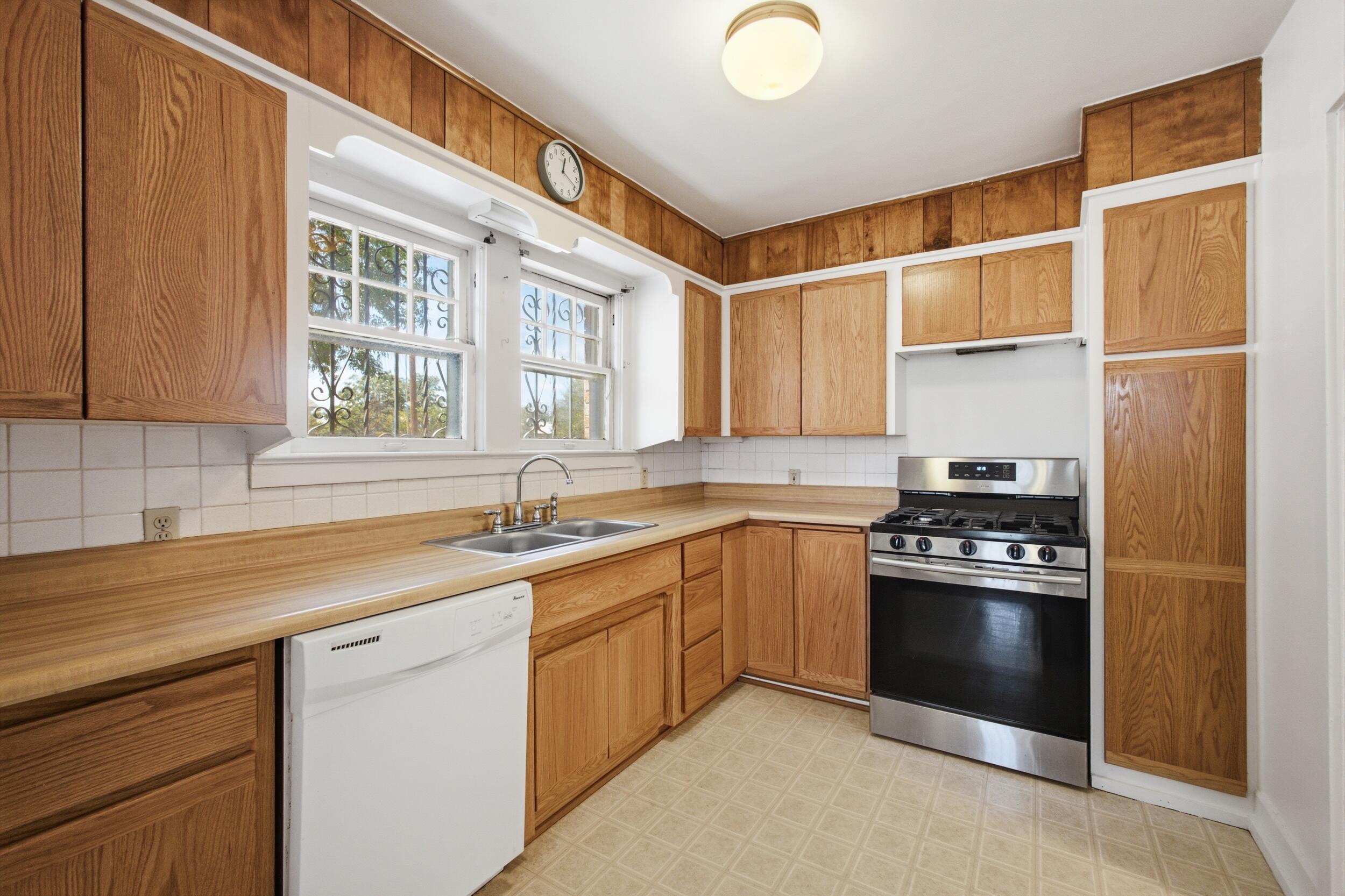 Photo 16 — 600 N Third Street