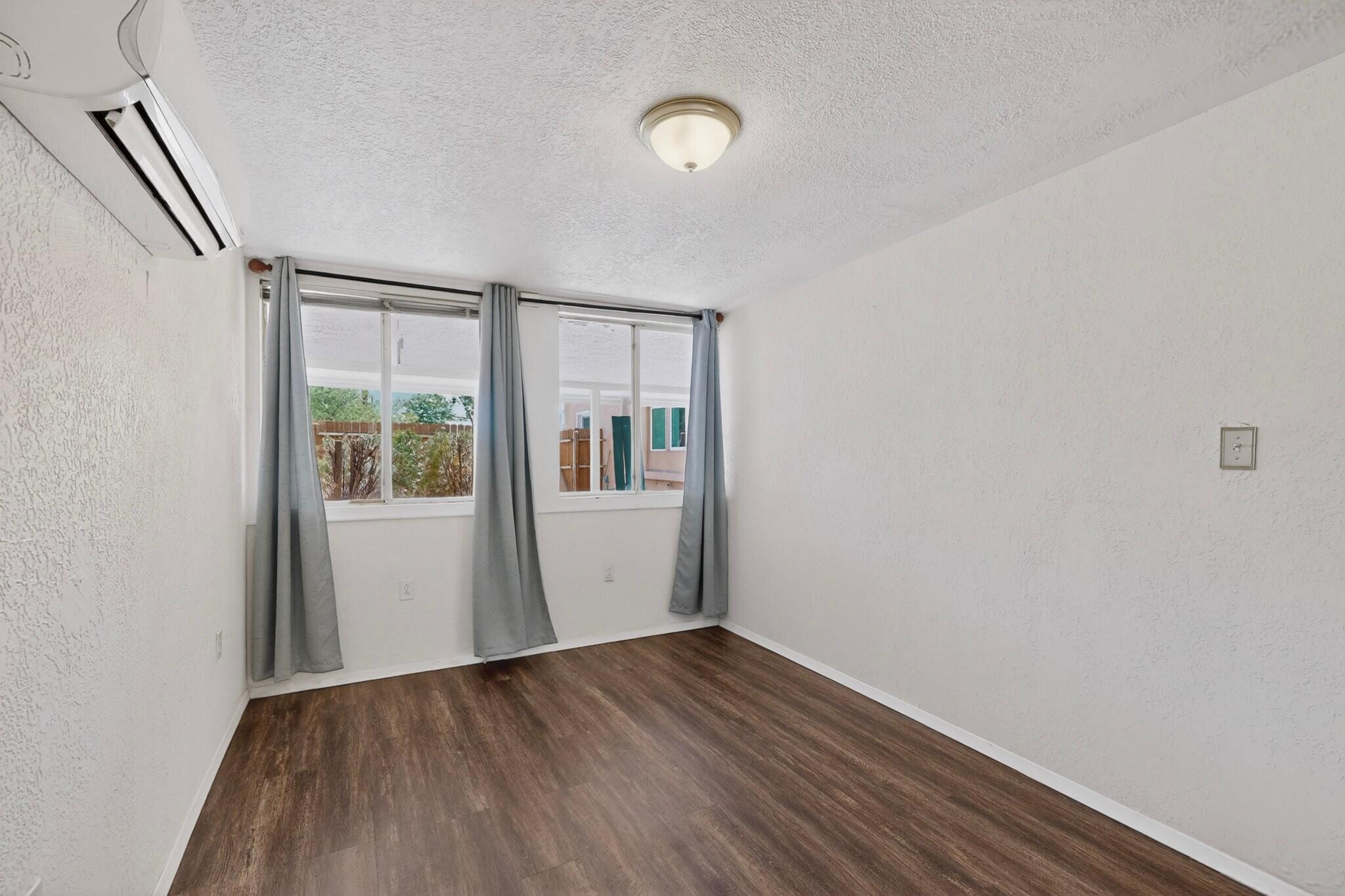 Photo 13 — 1007 21st Street NW