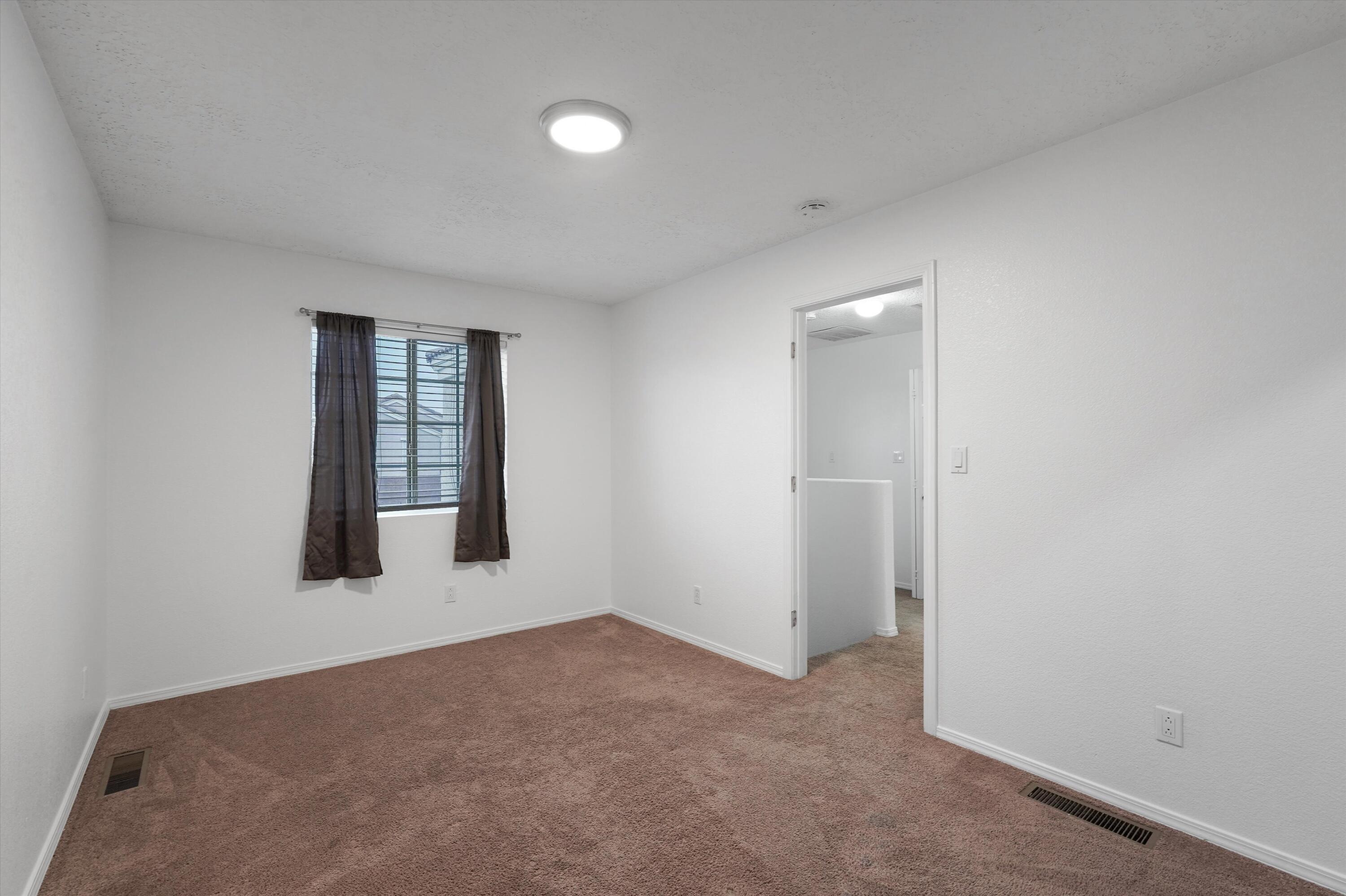 Photo 9 — 10823 Habanero Way SE