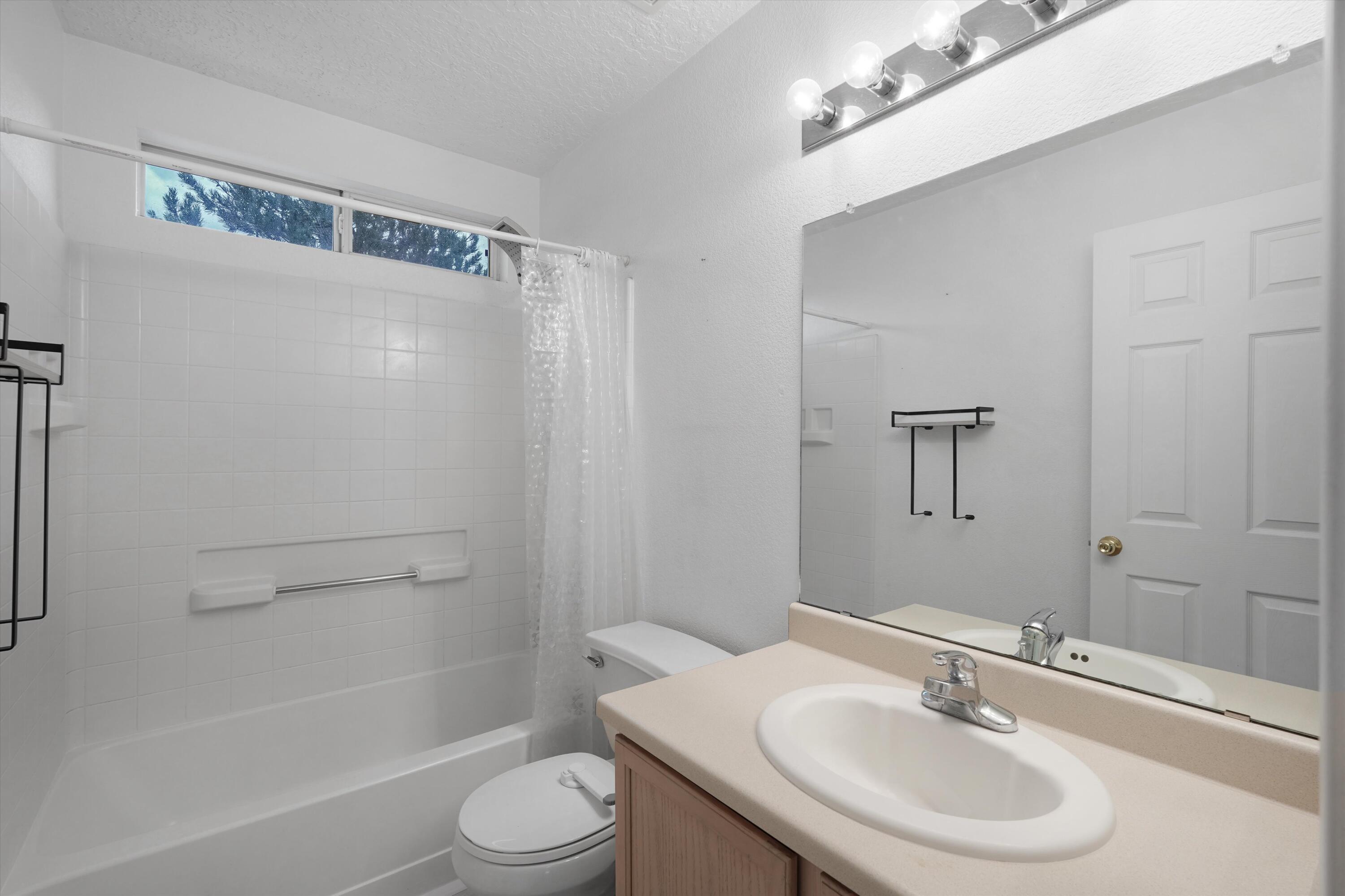 Photo 10 — 10823 Habanero Way SE