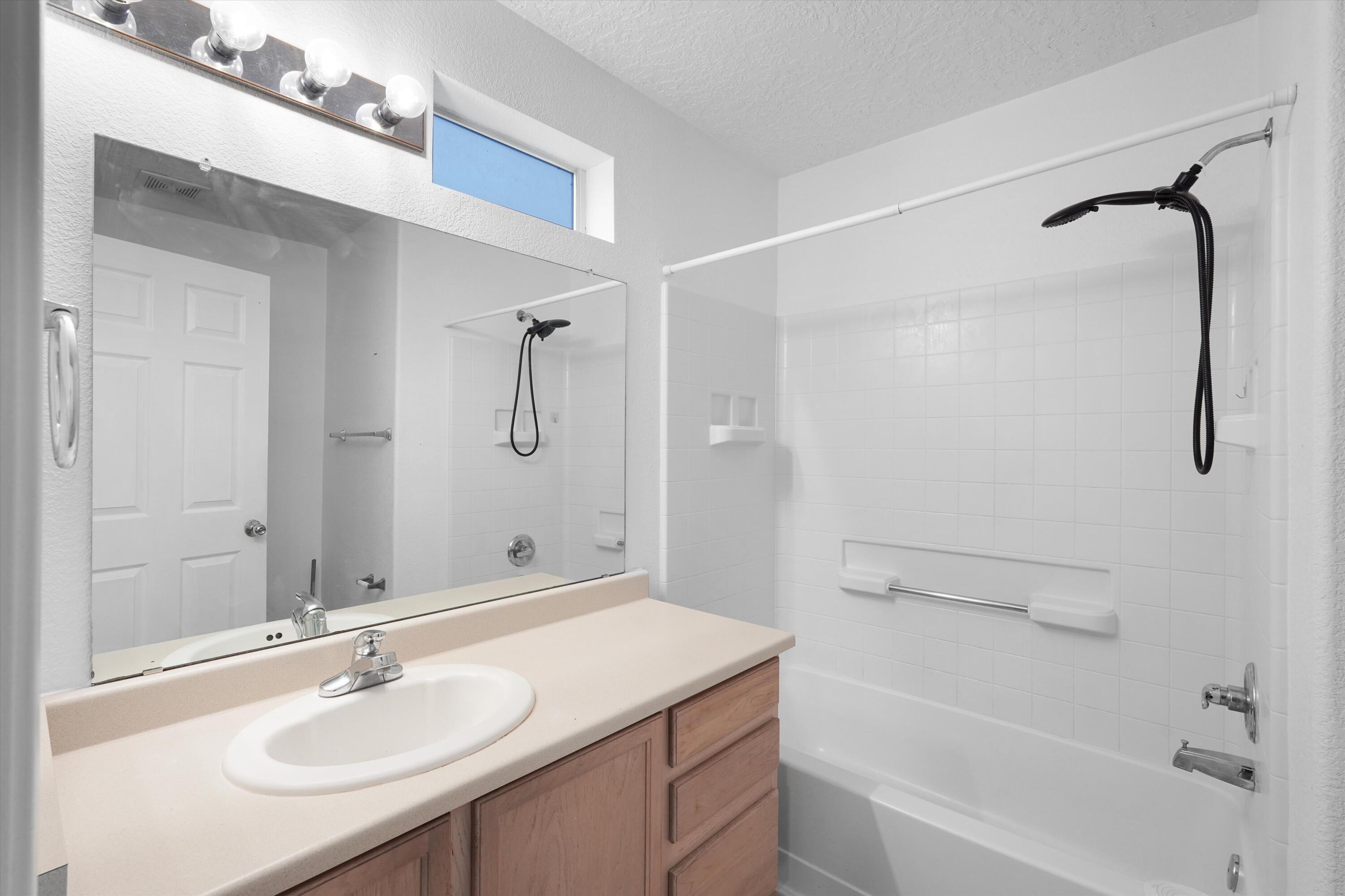 Photo 17 — 10823 Habanero Way SE