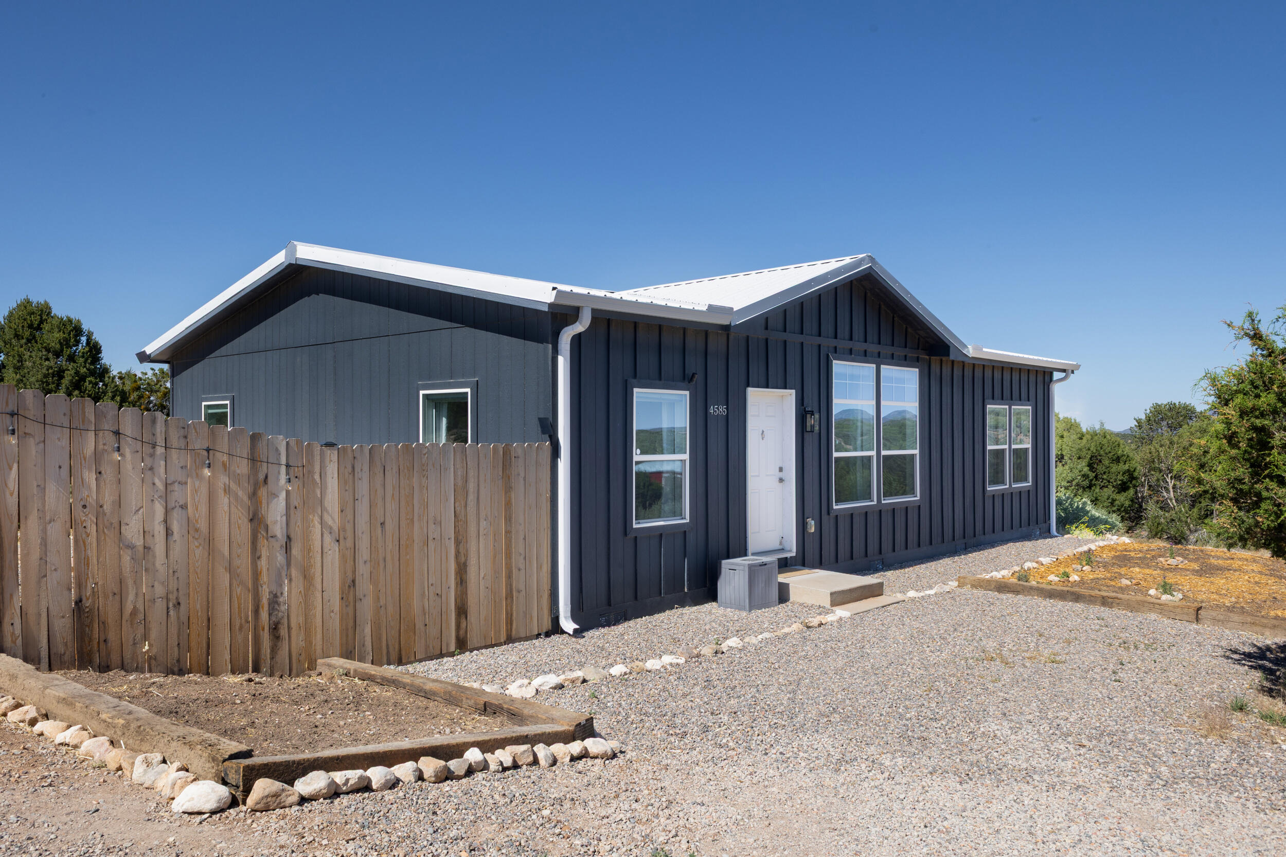 Photo 5 — 4585 La Madera Road