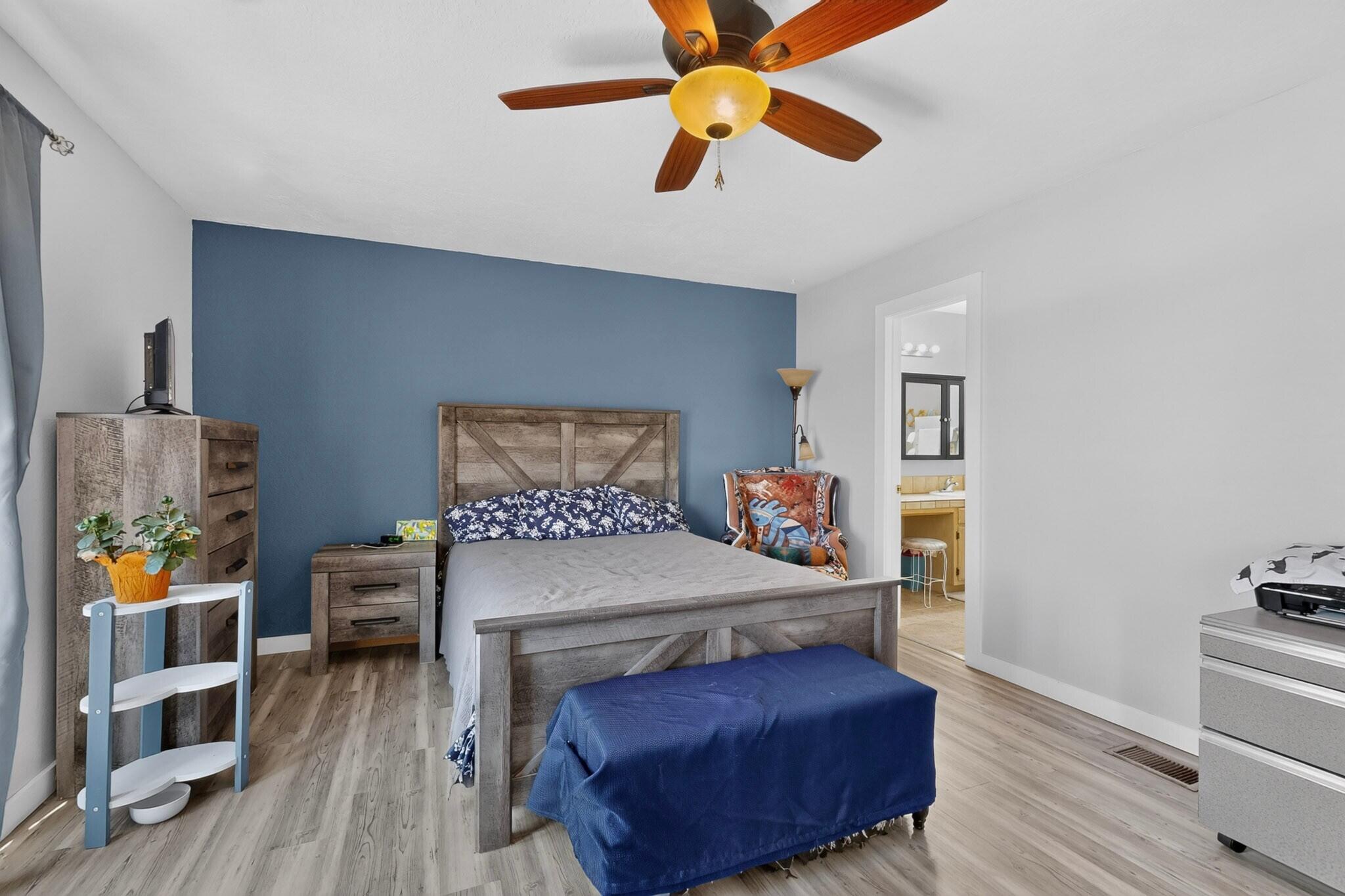 Photo 16 — 13128 Verbena Place NE