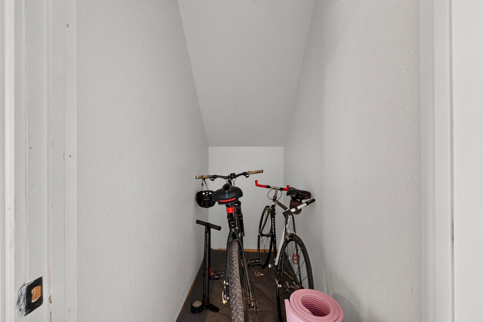 Photo 11 — 10029 Guadalupe Trail NW