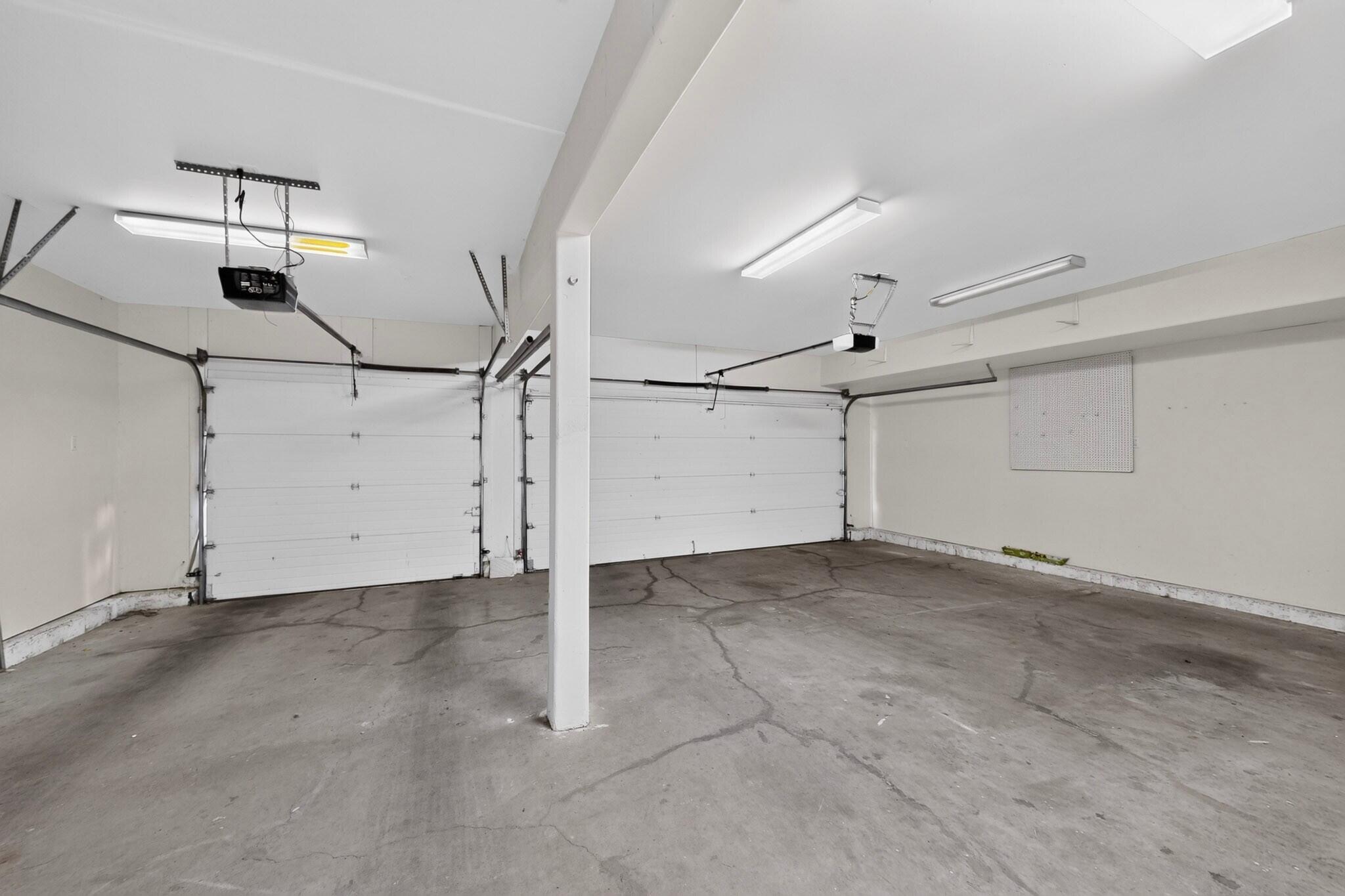 Photo 20 — 10901 Elena Drive NE