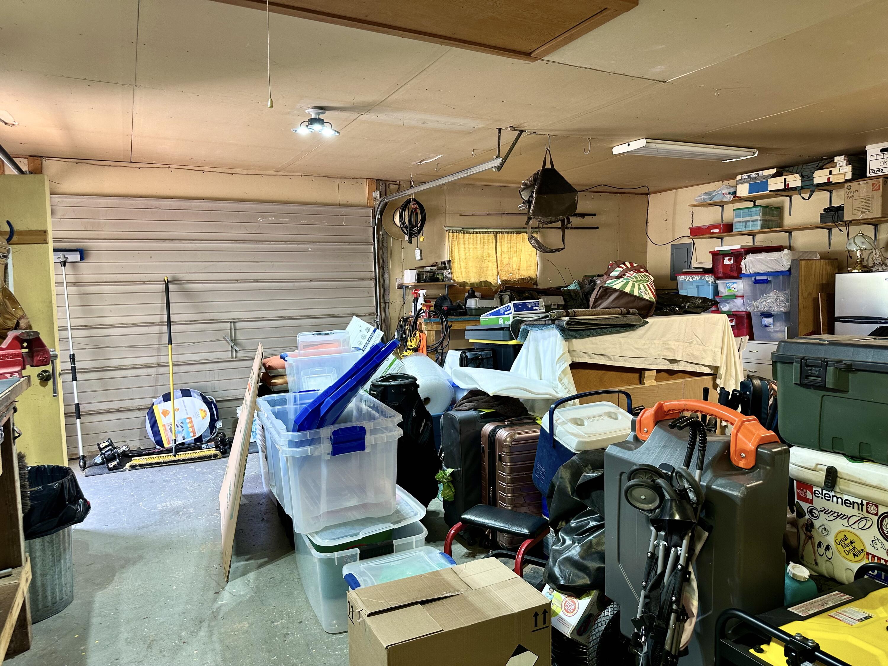 Photo 15 — 1527 Altez Street NE