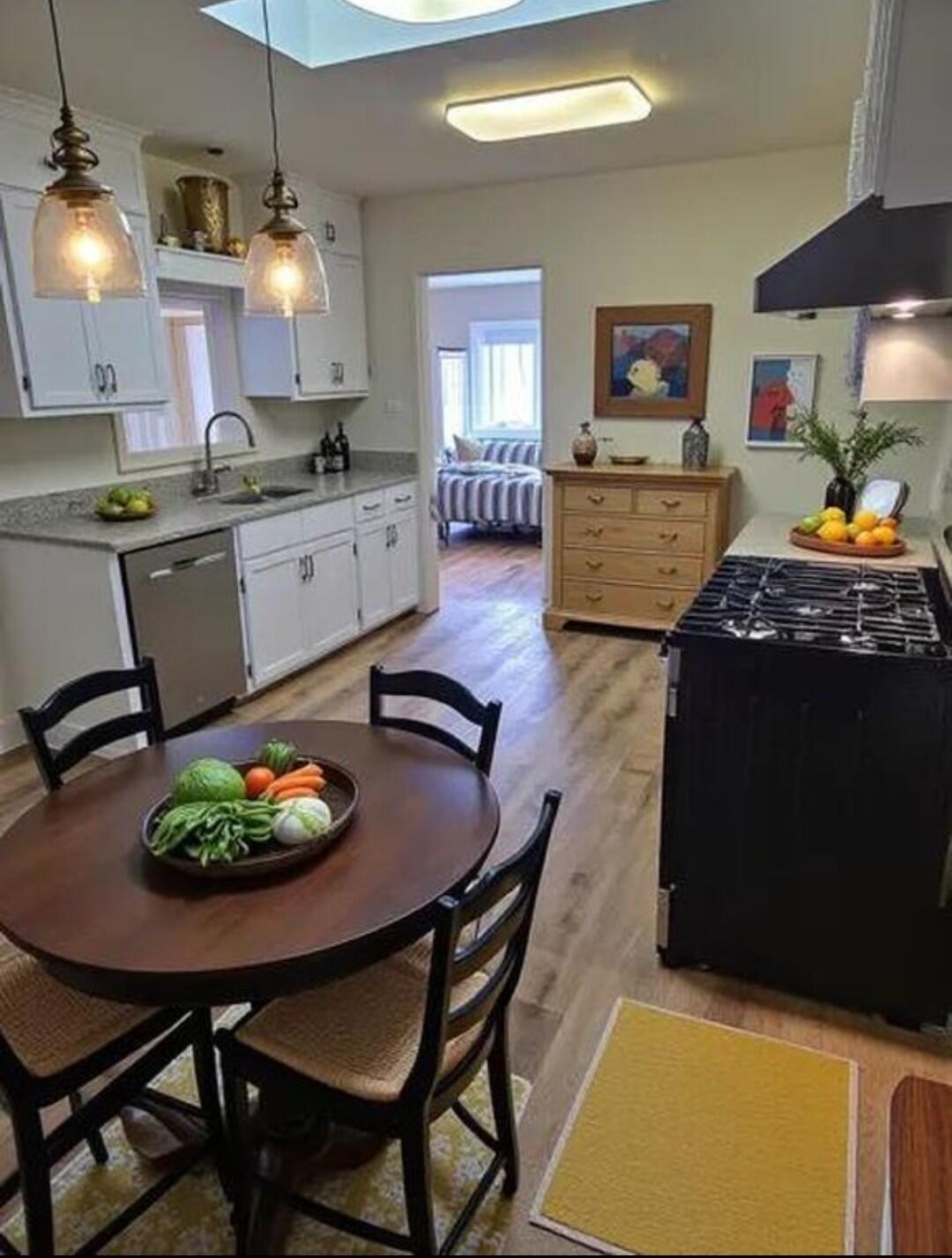 Photo 10 — 3506 Northfield Court NW