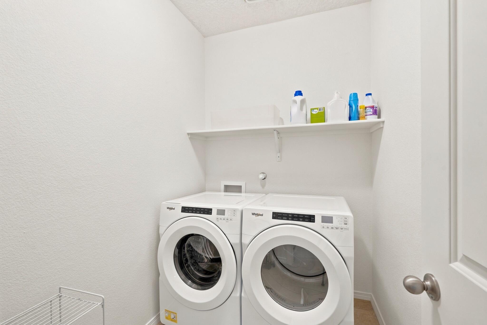 Photo 11 — 2051 Silver Dollar Street SE