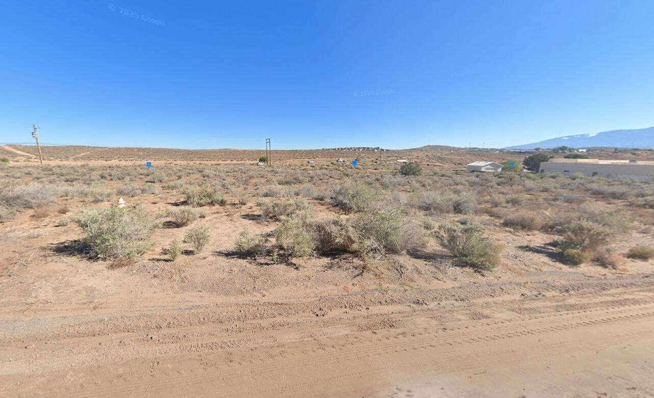 Photo 4 — 2301 Chessman Drive NE